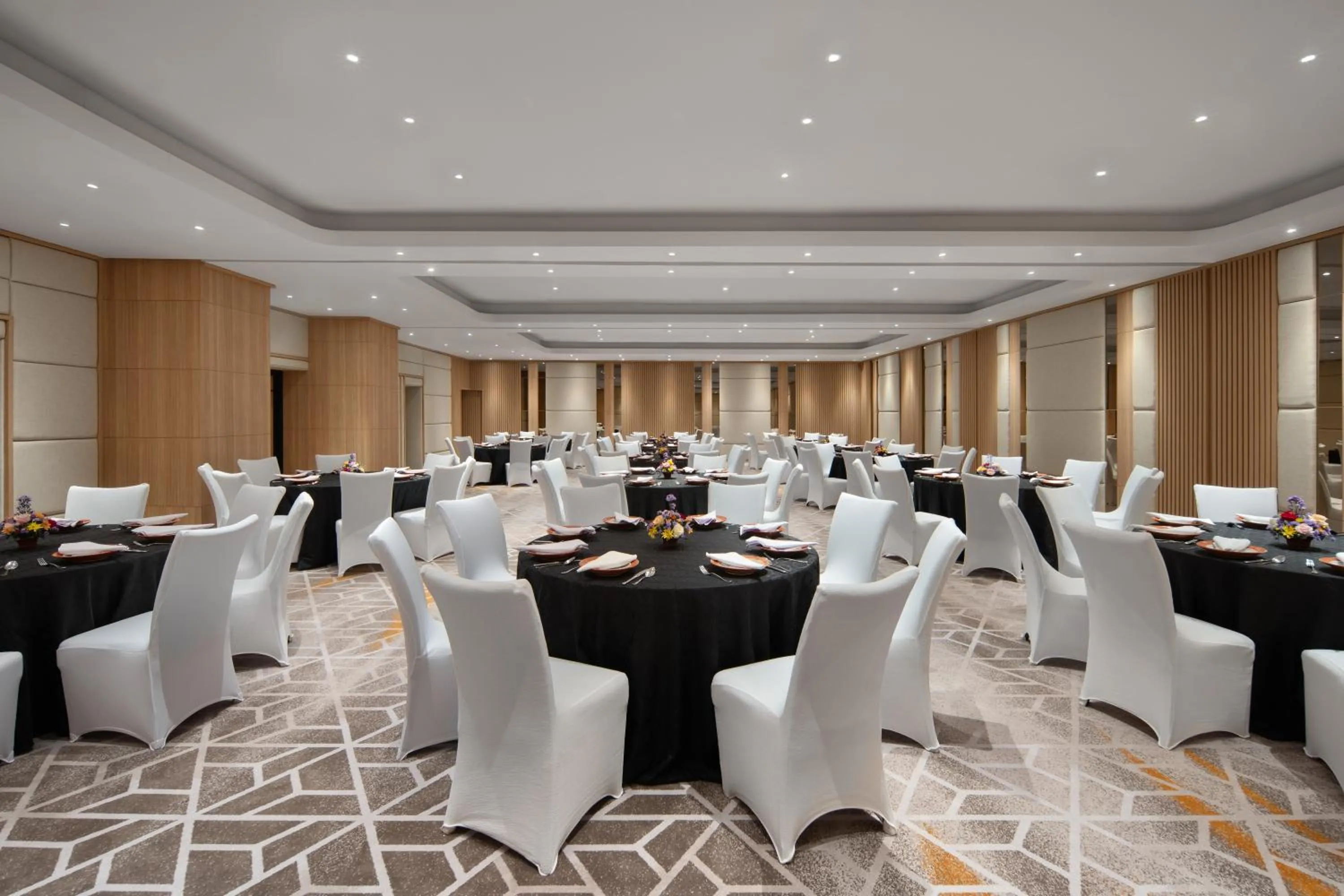 Banquet/Function facilities in Holiday Inn Express Bali Sunset Road by IHG