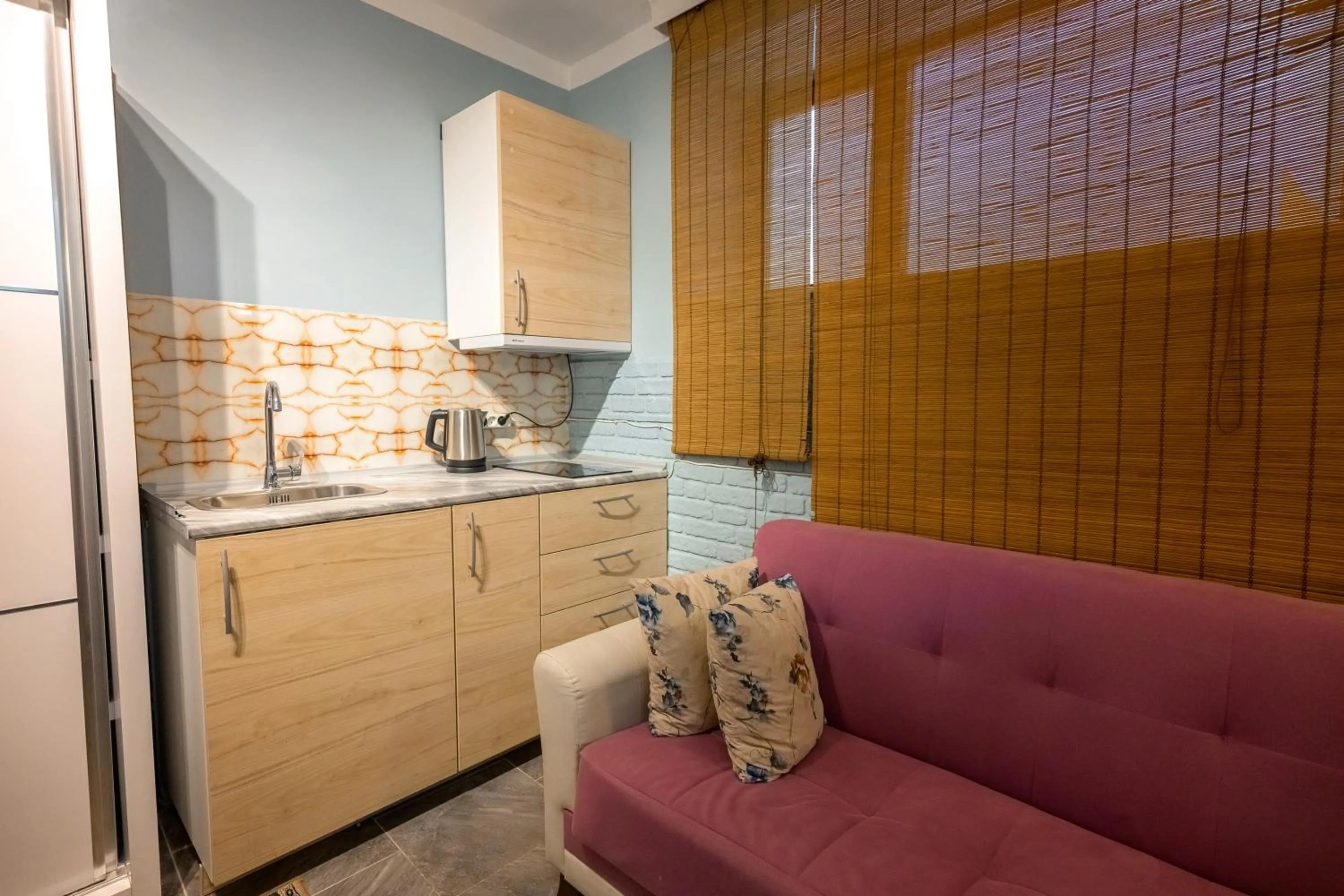 Delight Deluxe Hotel & Spa