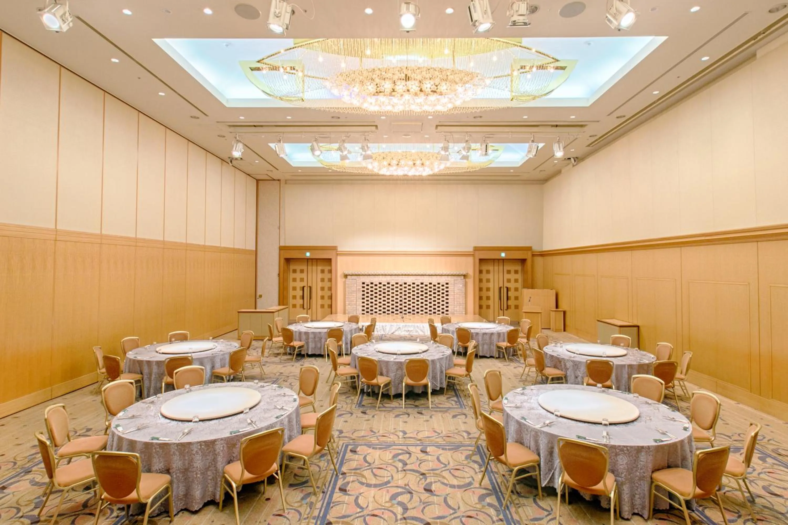Banquet/Function facilities in Hotel Lake View Mito