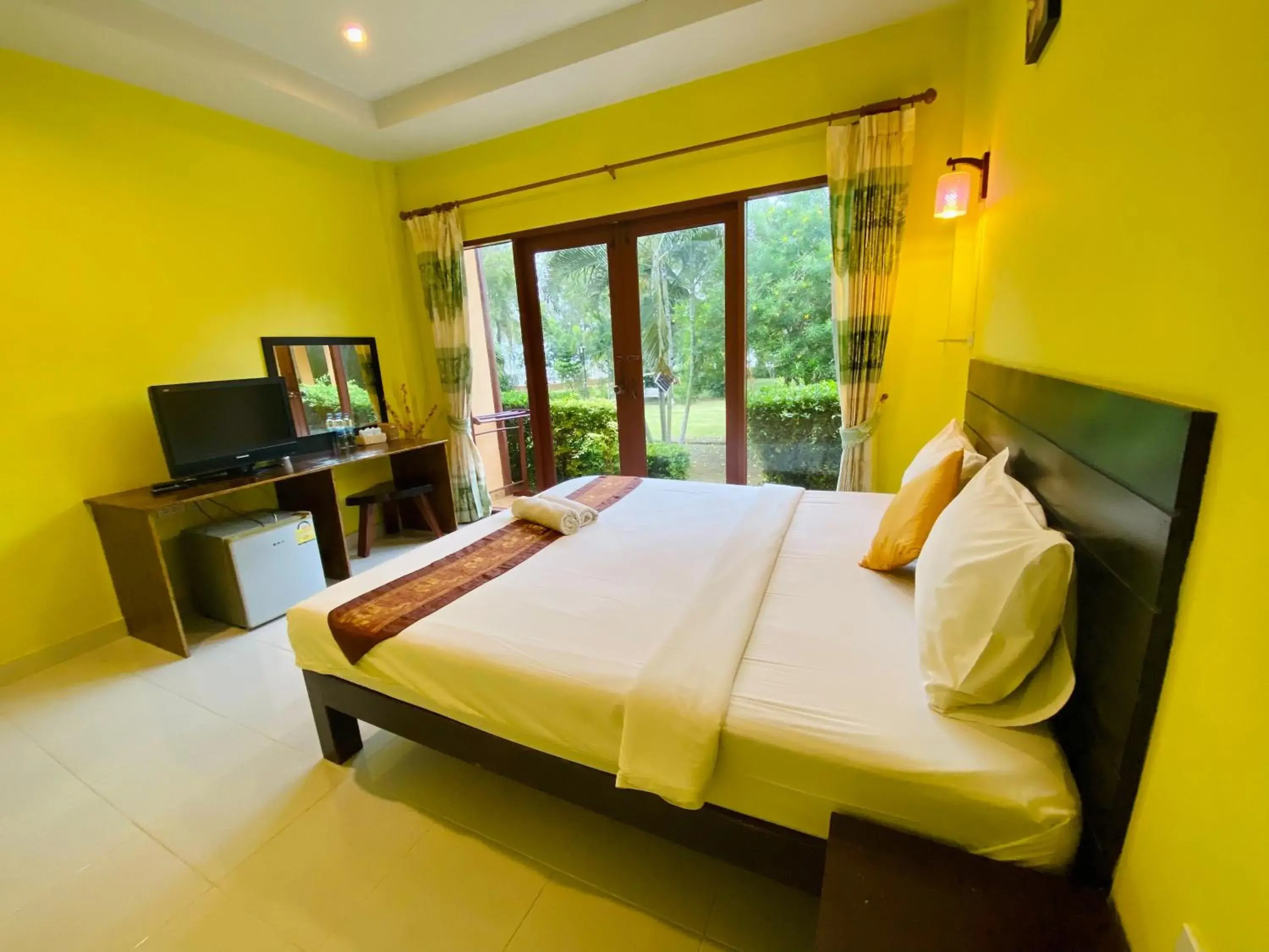 Standard Double Room in Pranmanee Beach Resort Standard Double Room in Pranmanee Beach Resort
