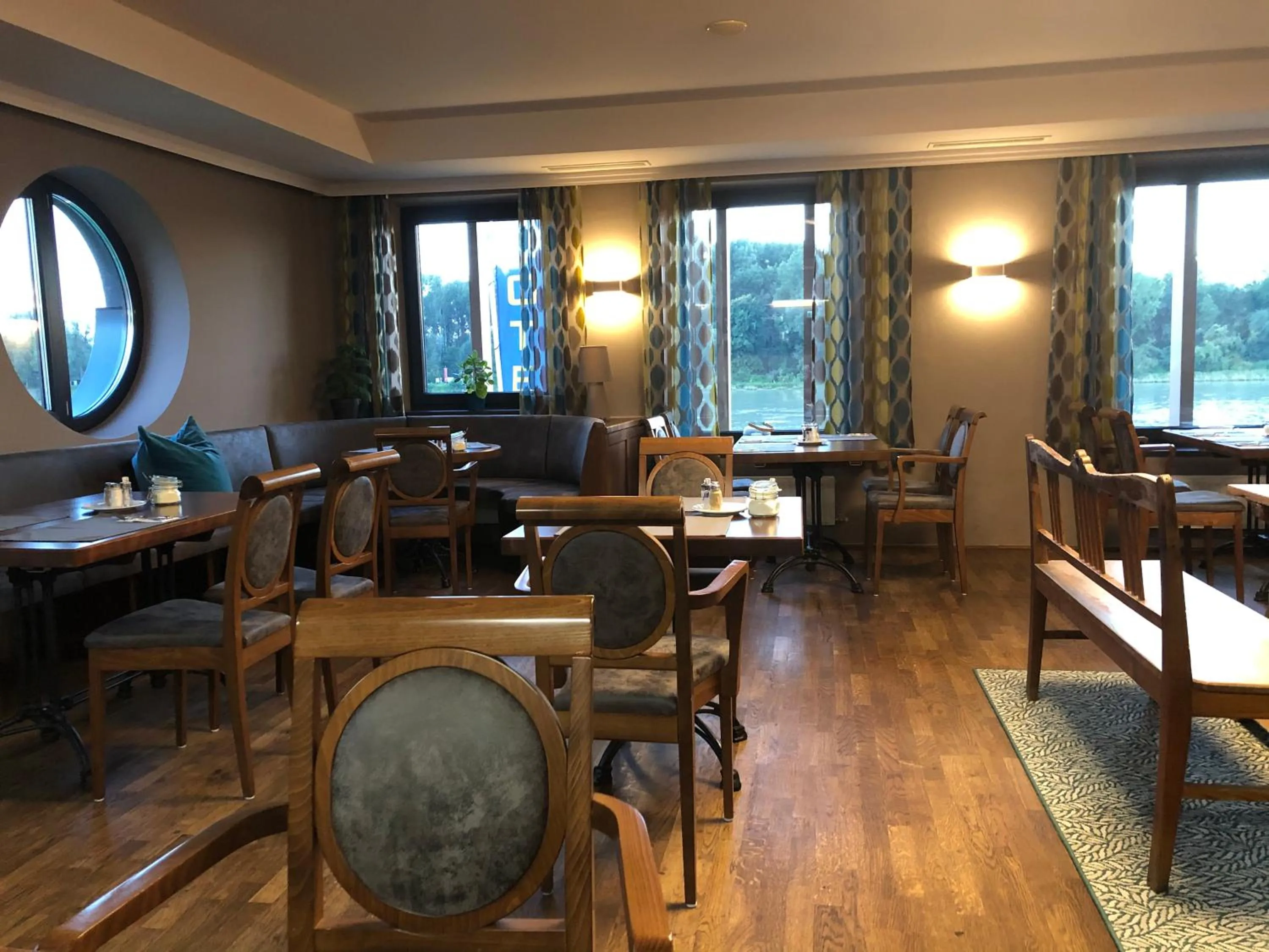 Restaurant/places to eat in Hotel Donauhof Mauthausen