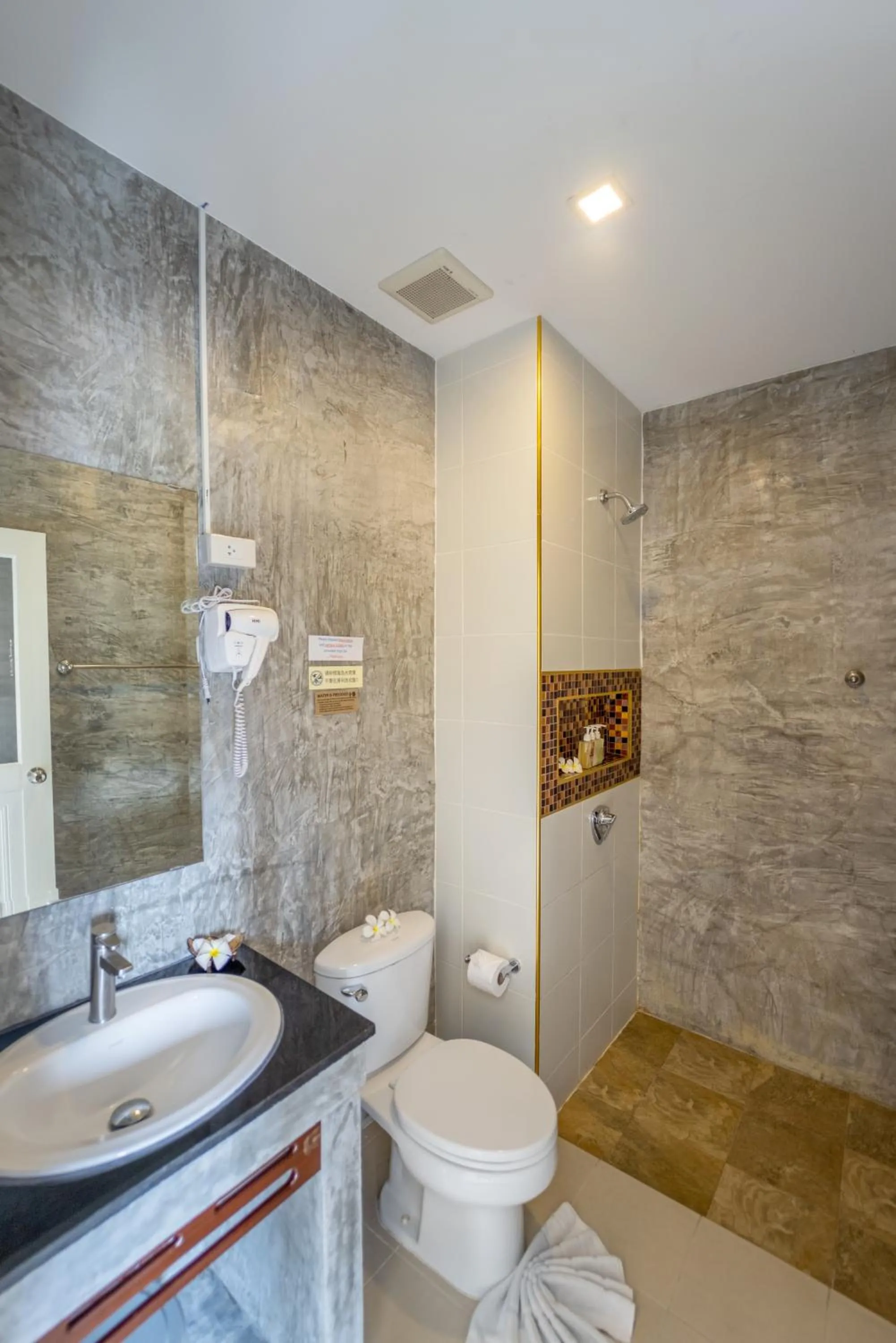 Bathroom in Ban's Diving Resort