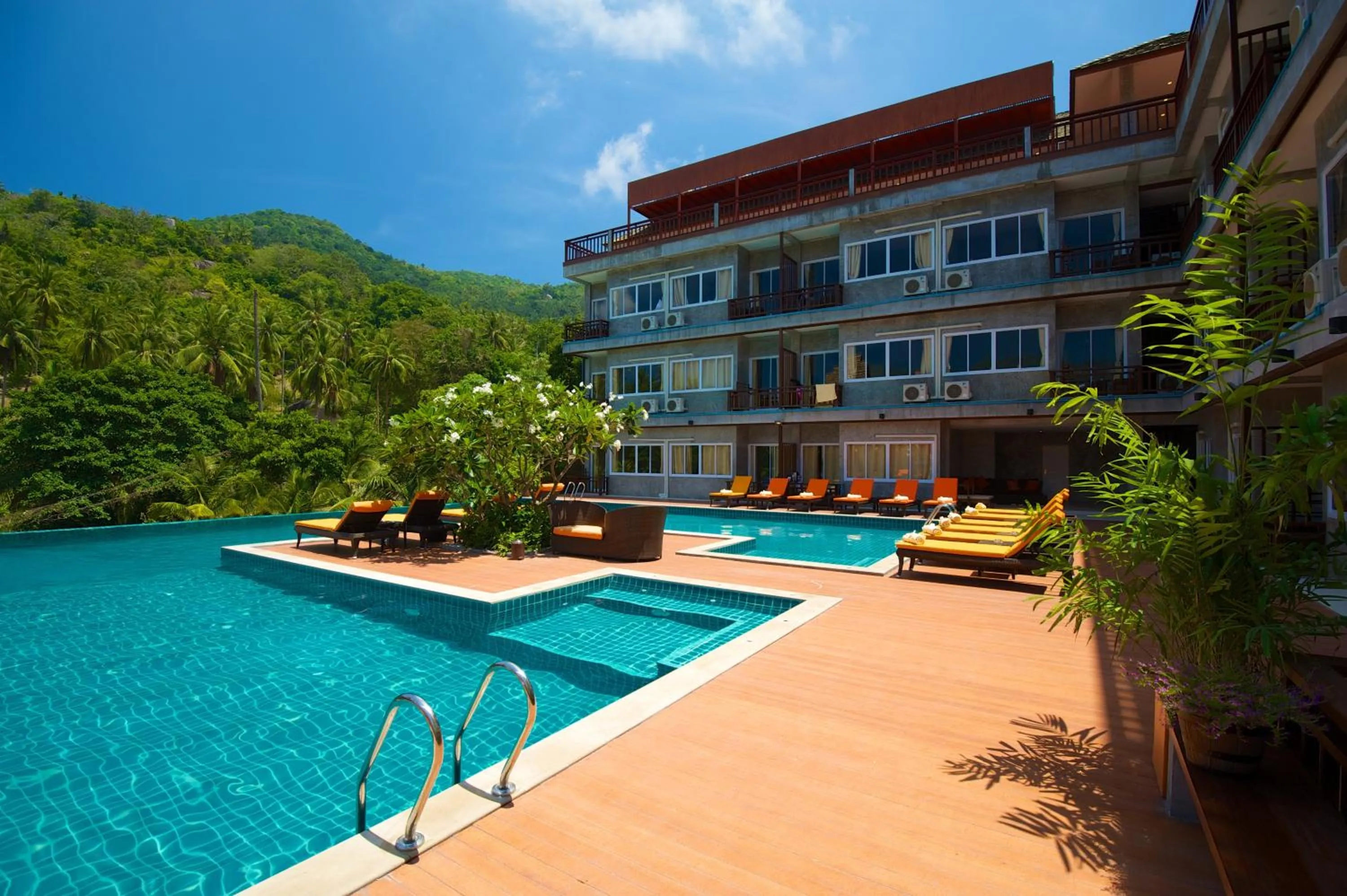 Facade/entrance in Ban's Diving Resort