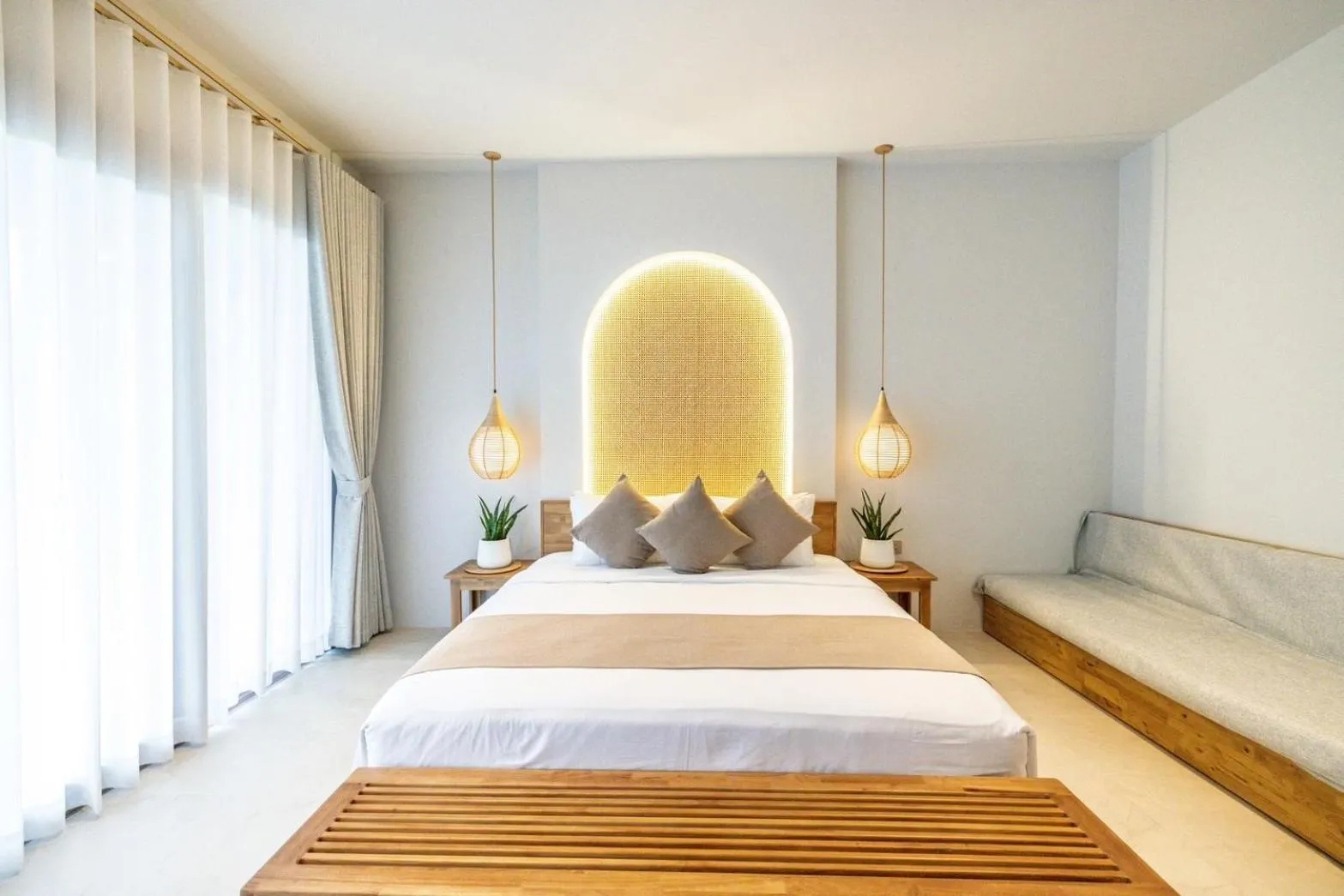 Bedroom, Bed in Ban's Diving Resort