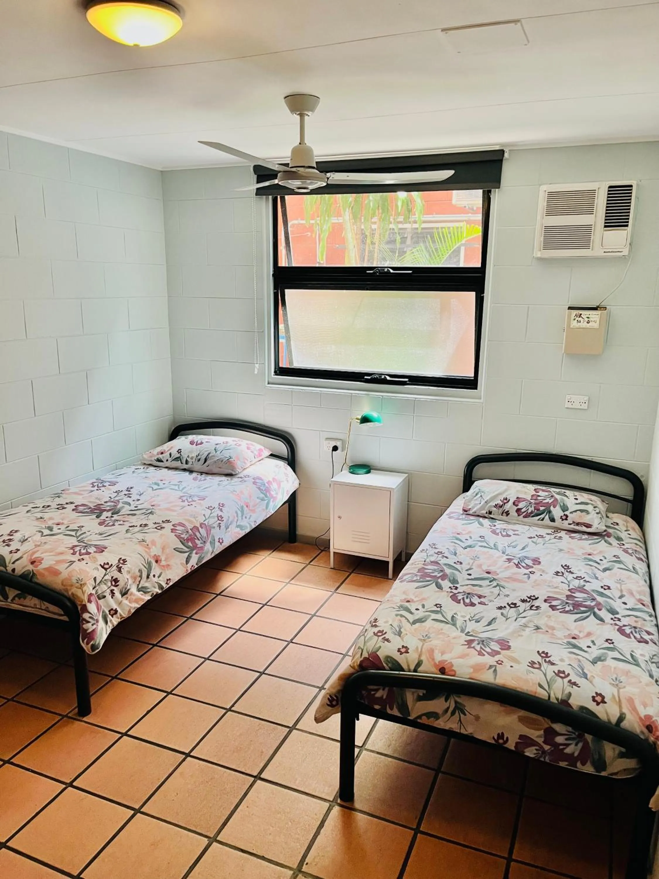 Bedroom, Bed in Dreamtime Hostel