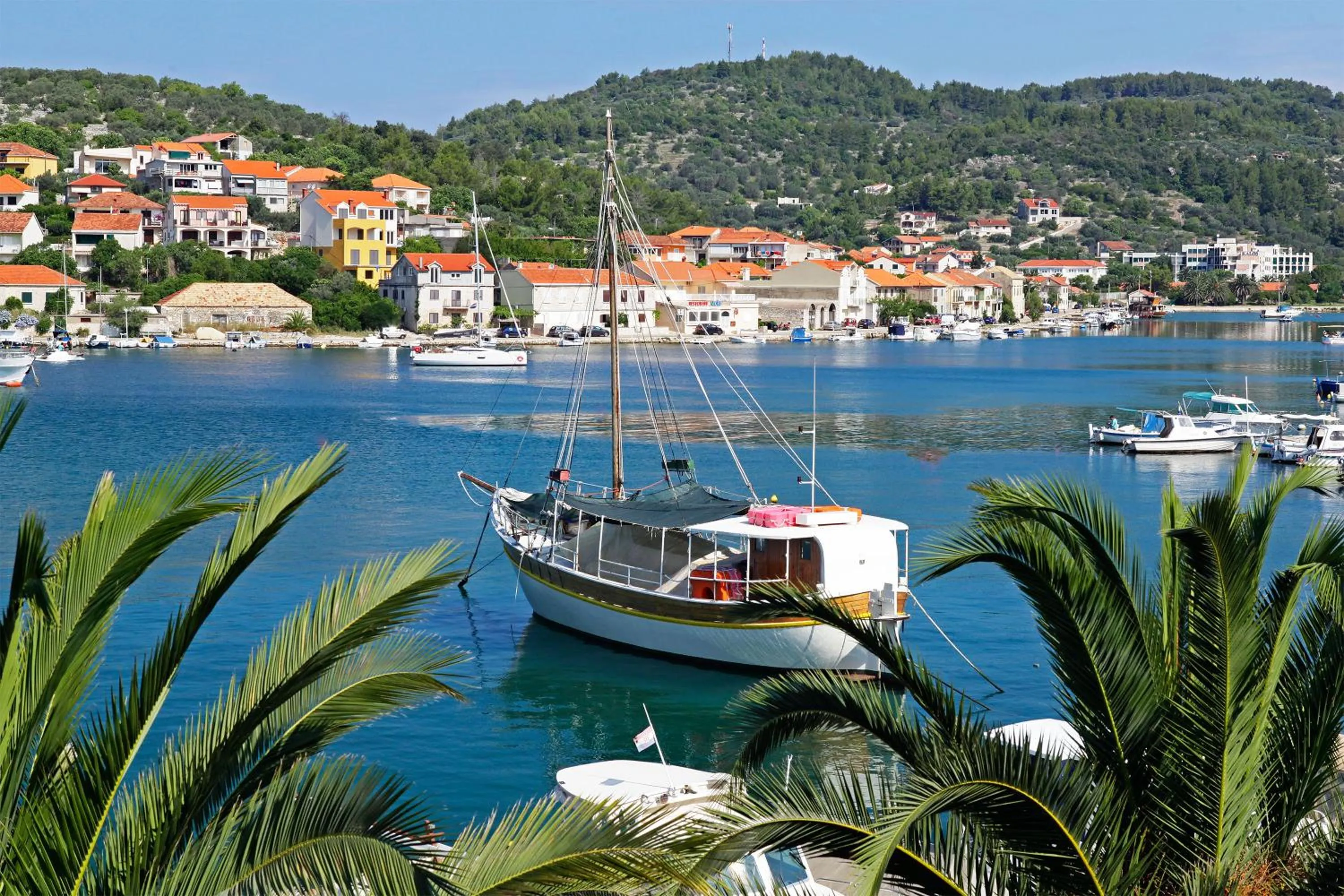 Sea view in Boutique rooms Kastel Ismaeli