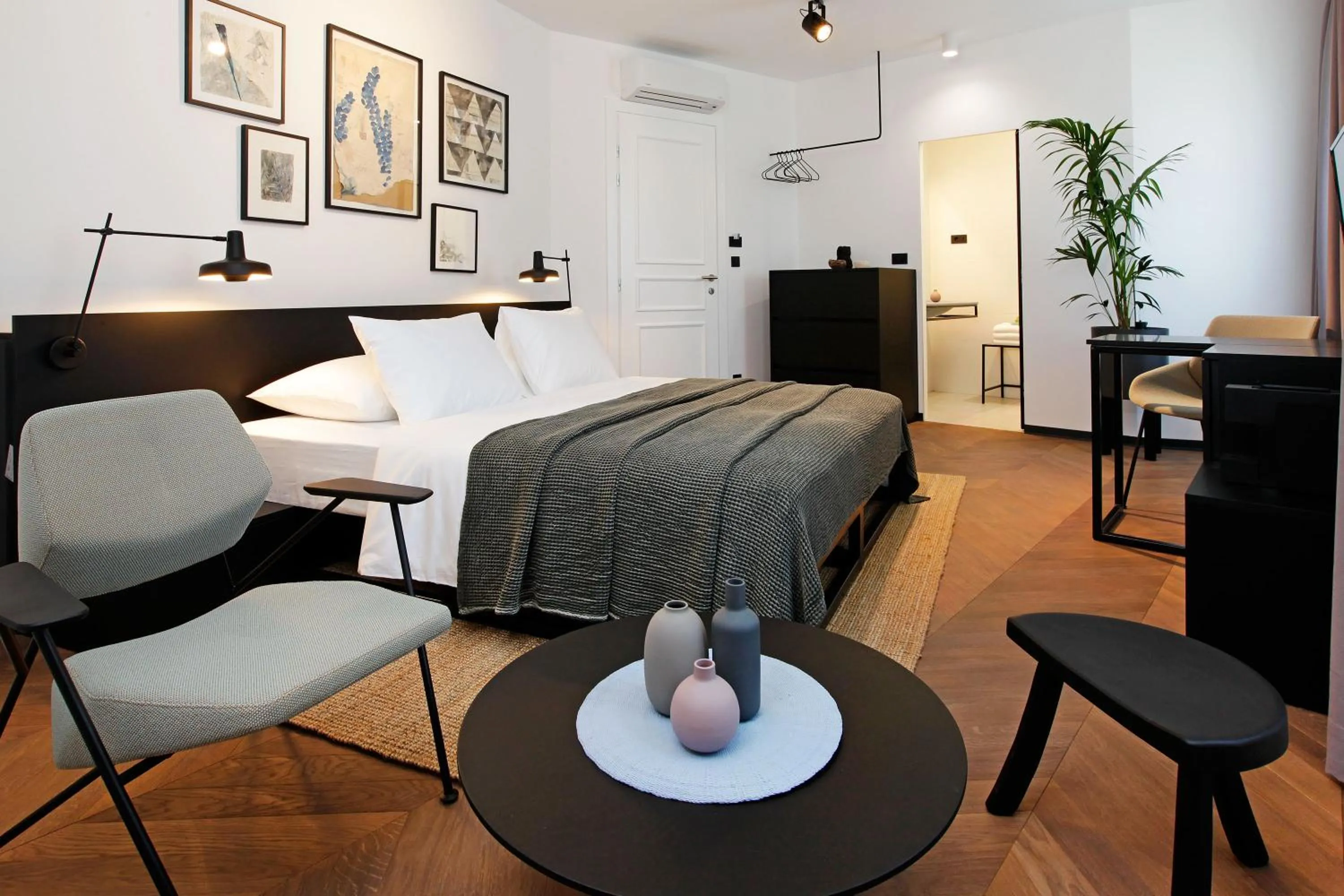Photo of the whole room in Boutique rooms Kastel Ismaeli