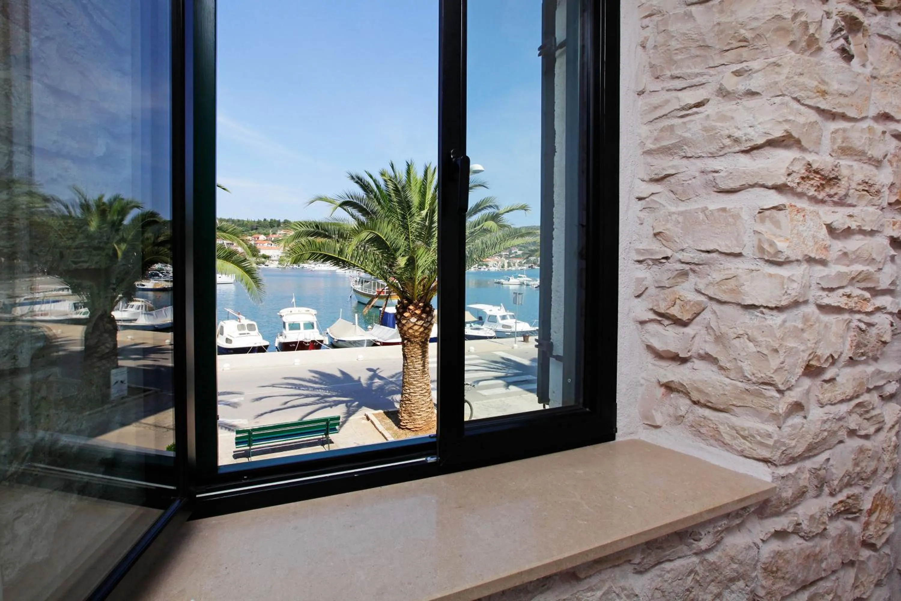 Sea view in Boutique rooms Kastel Ismaeli