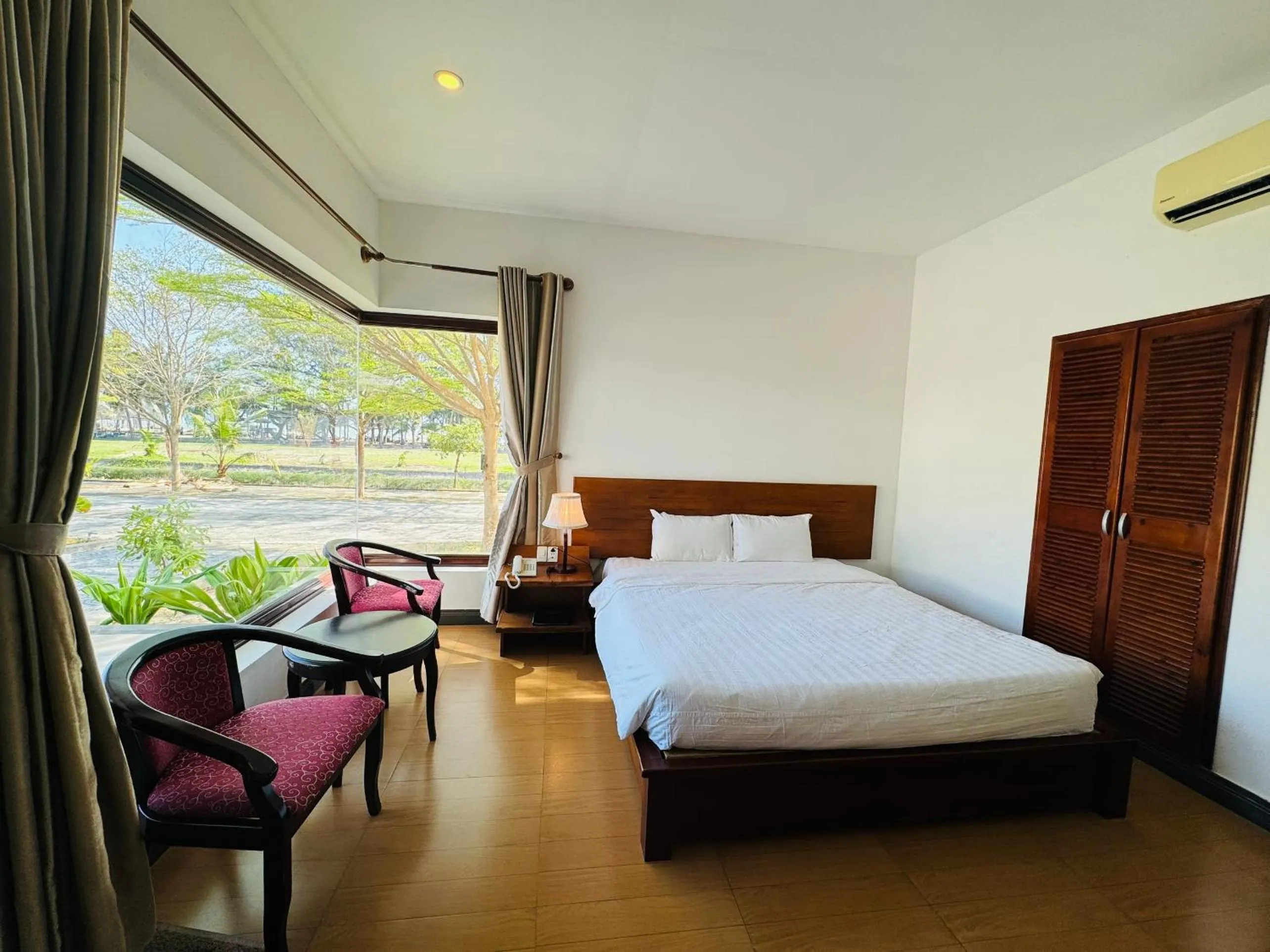 Bed in Dat Lanh Beach Resort