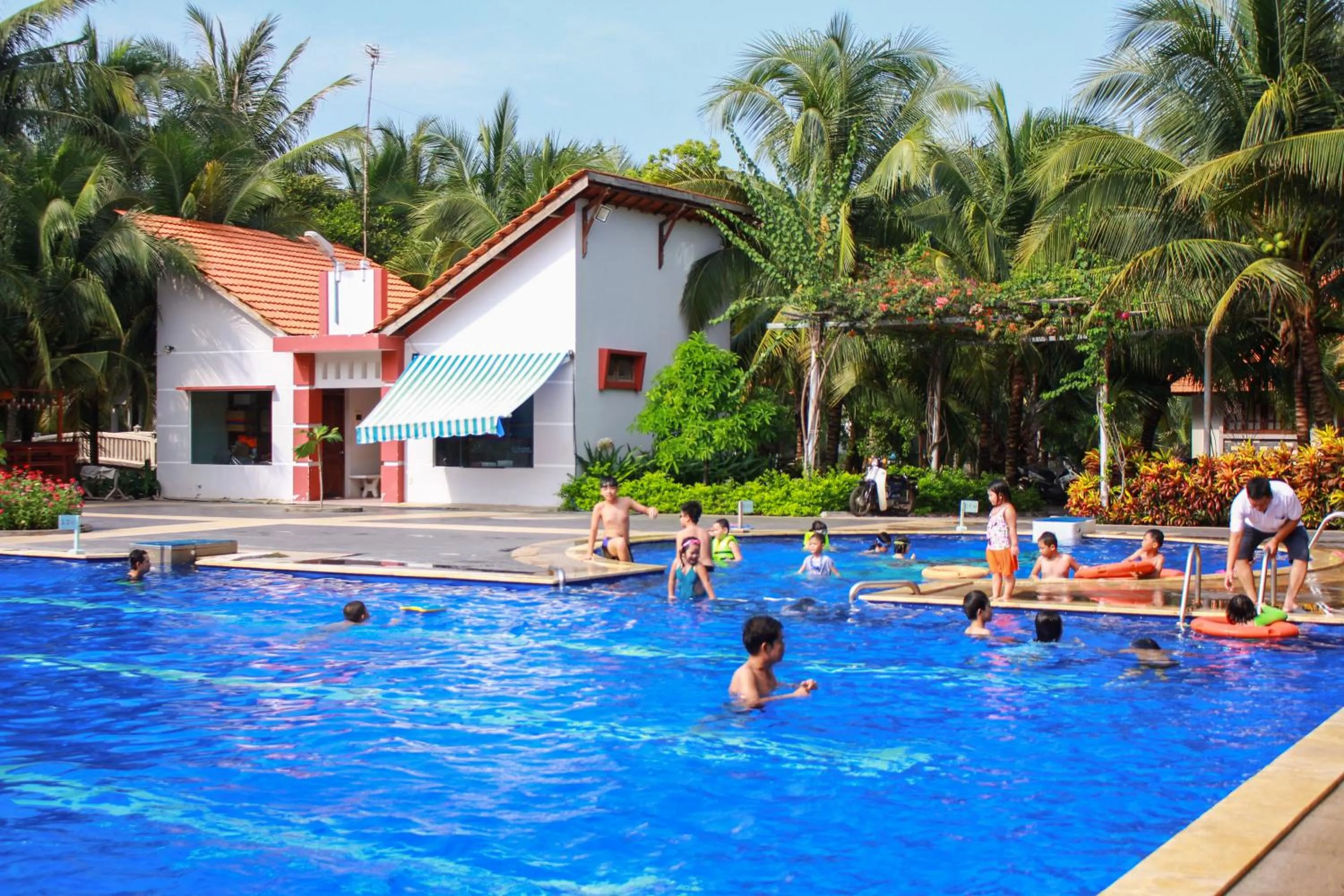 Pool view in Dat Lanh Beach Resort