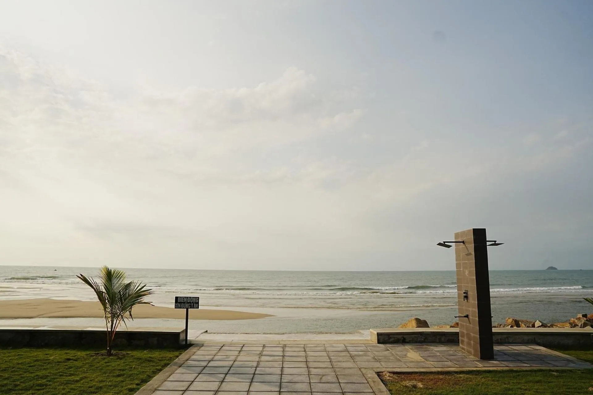 Dat Lanh Beach Resort