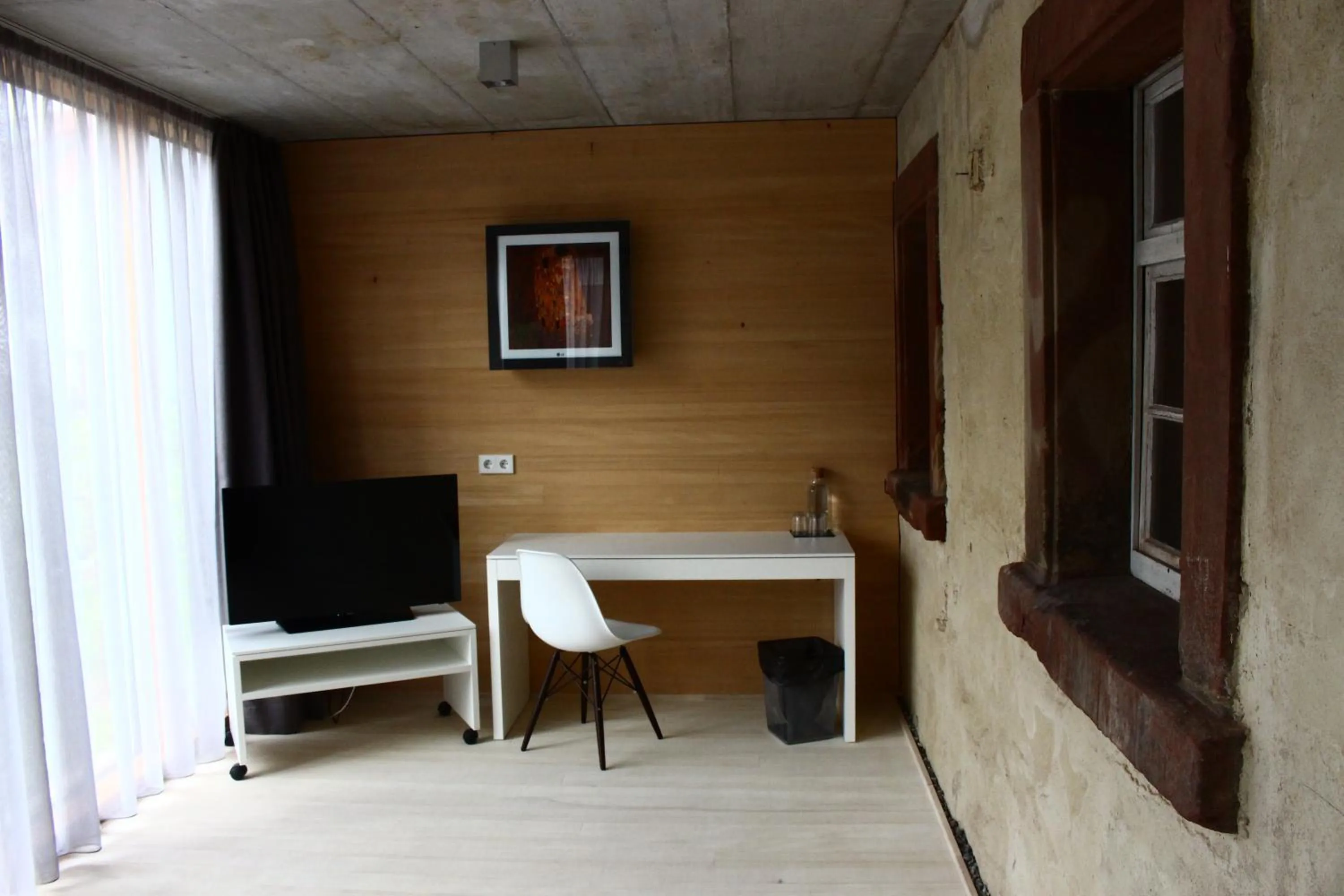 Photo of the whole room in DIE KRONE - Hotel Garni