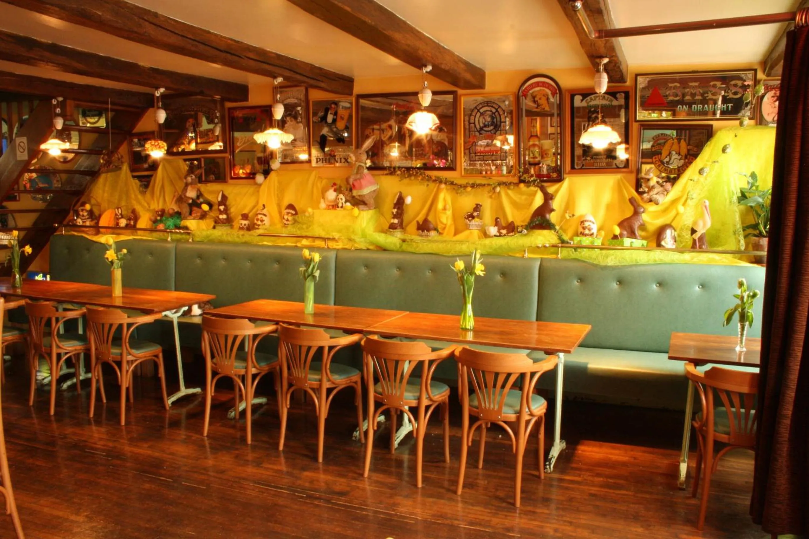 Lounge or bar in Auberge de la Fontaine