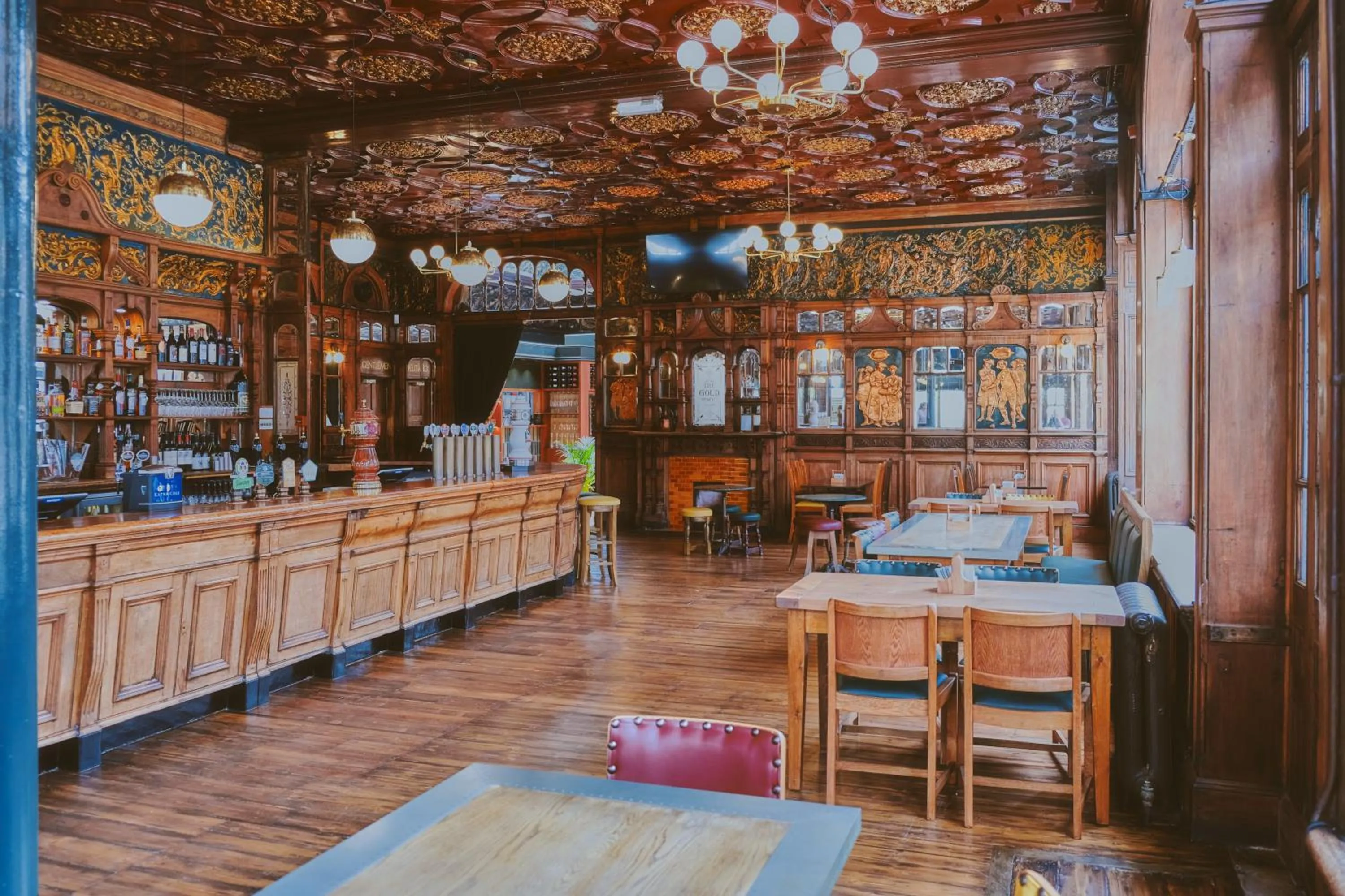 Lounge or bar in The Black Lion Pub & Boutique Guesthouse