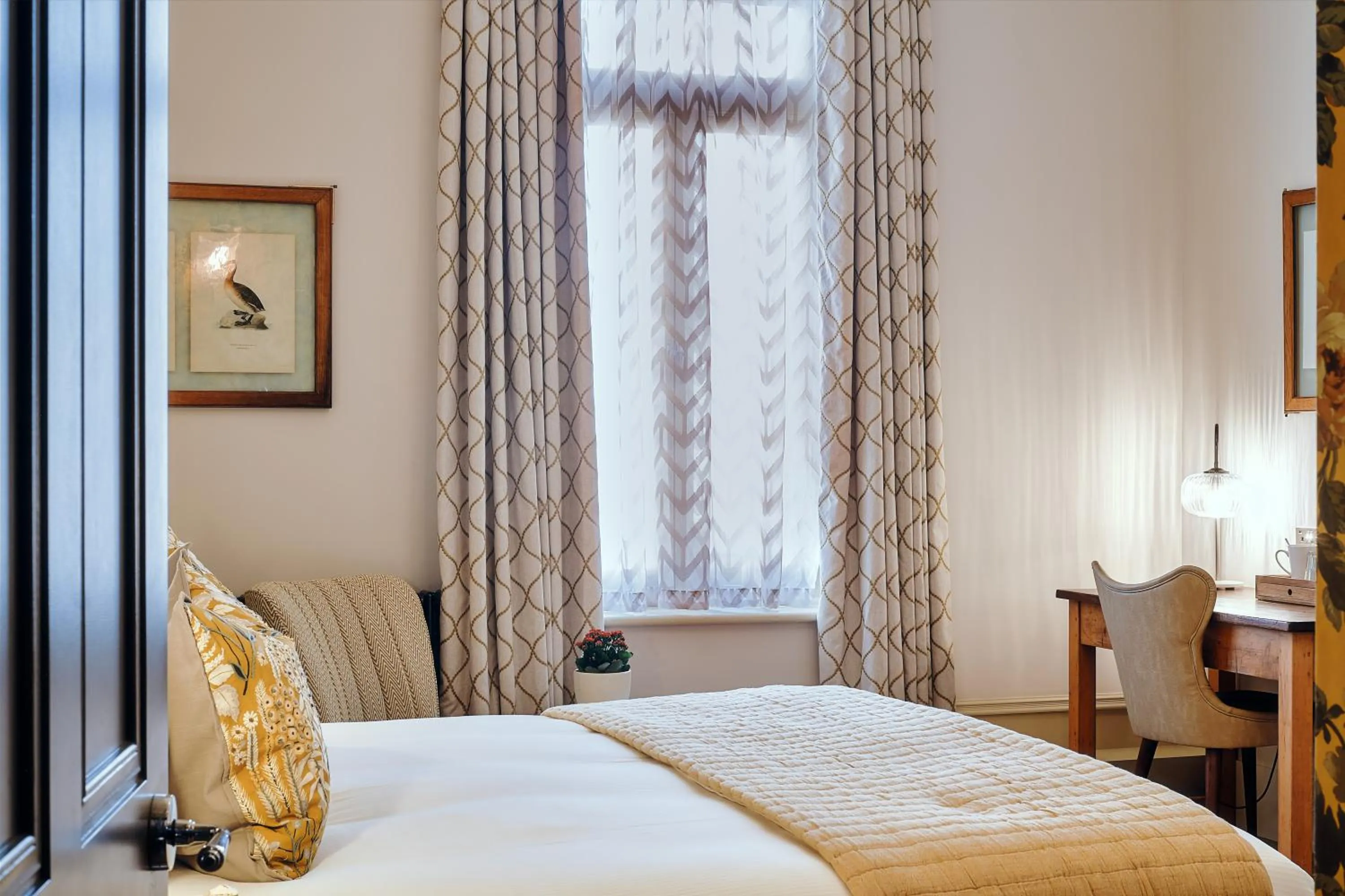 Bedroom, Bed in The Black Lion Pub & Boutique Guesthouse