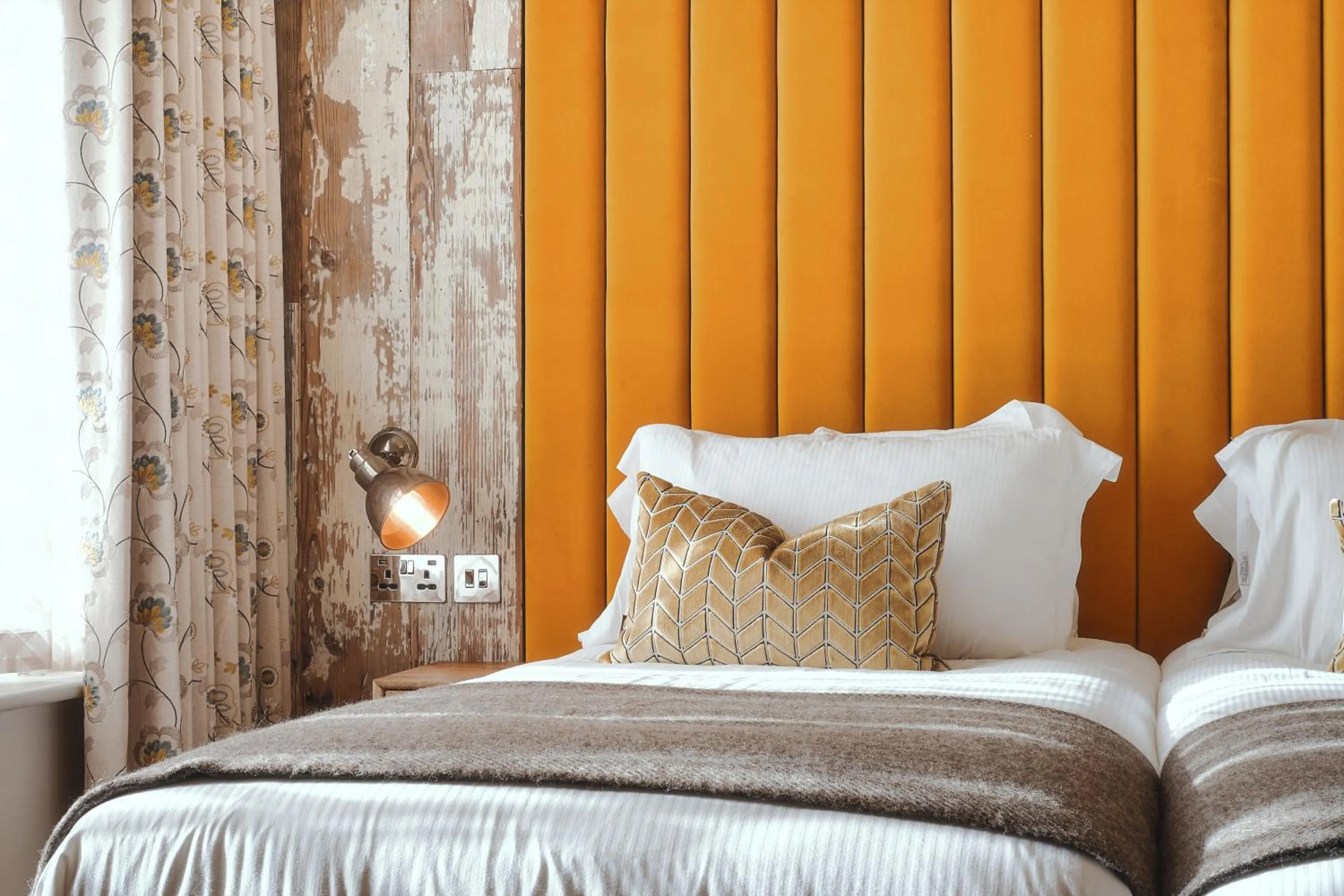 Bed in The Black Lion Pub & Boutique Guesthouse