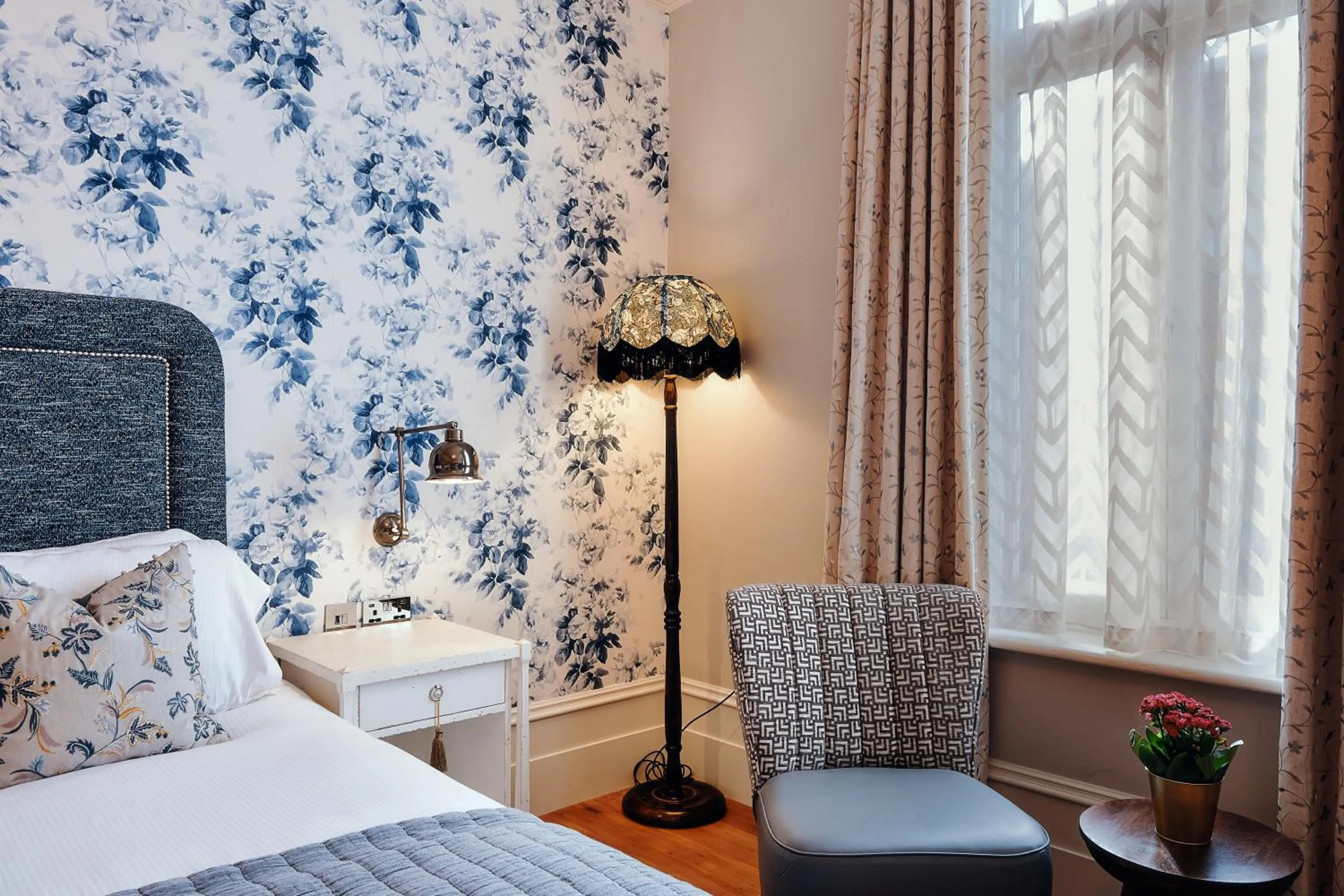 Bedroom, Bed in The Black Lion Pub & Boutique Guesthouse