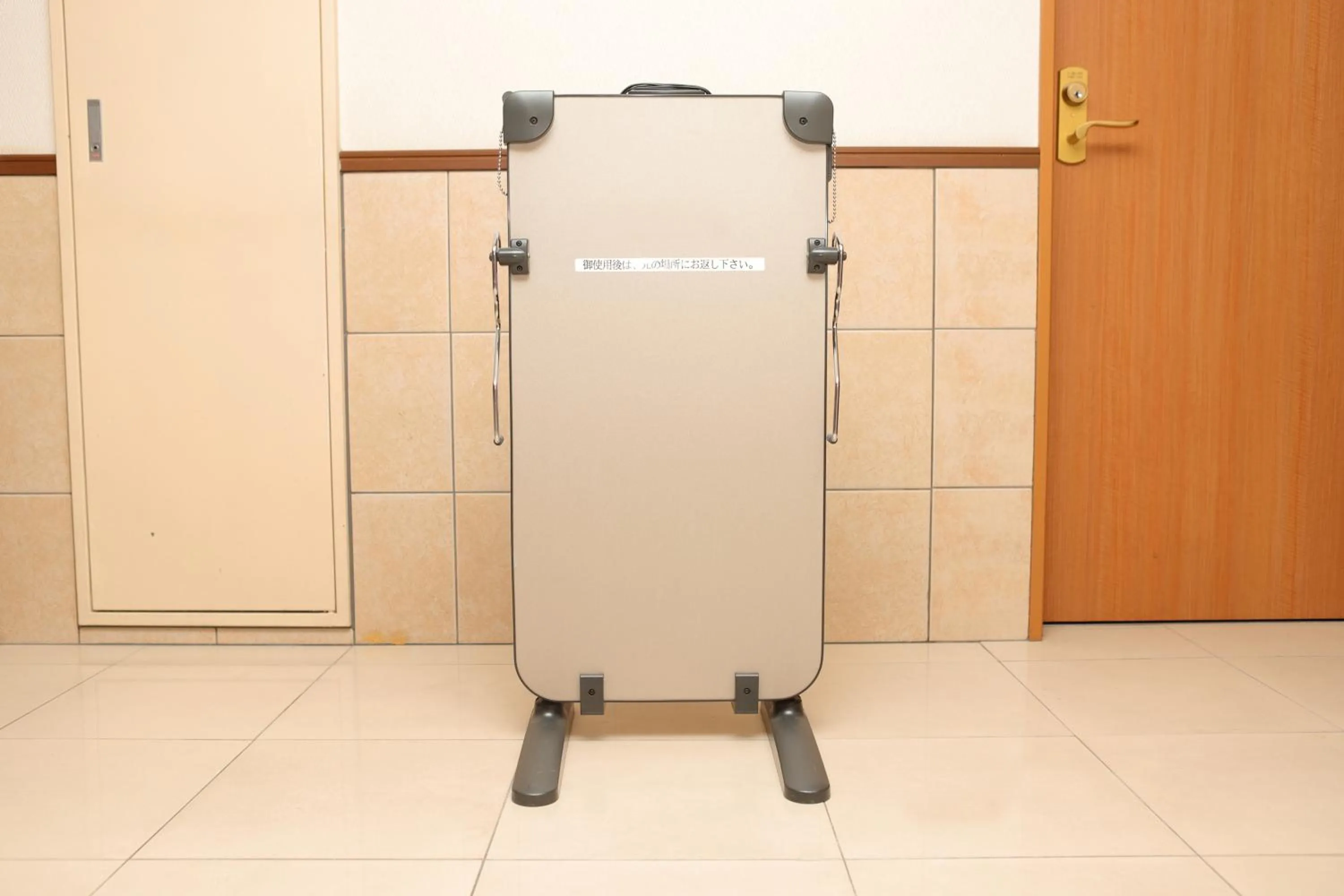 trouser press in Smile Hotel Nara