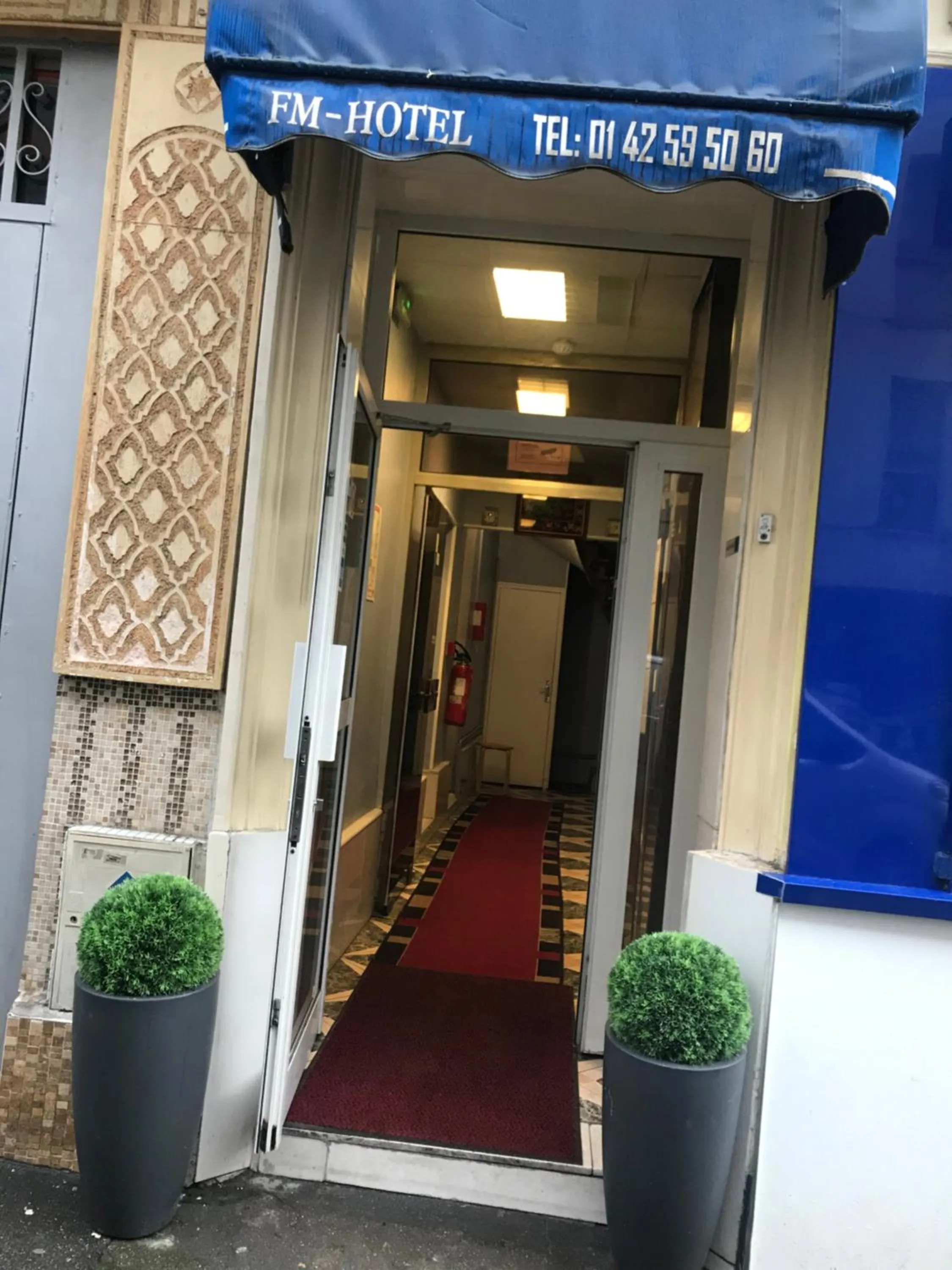 Facade/entrance in FM Hotel