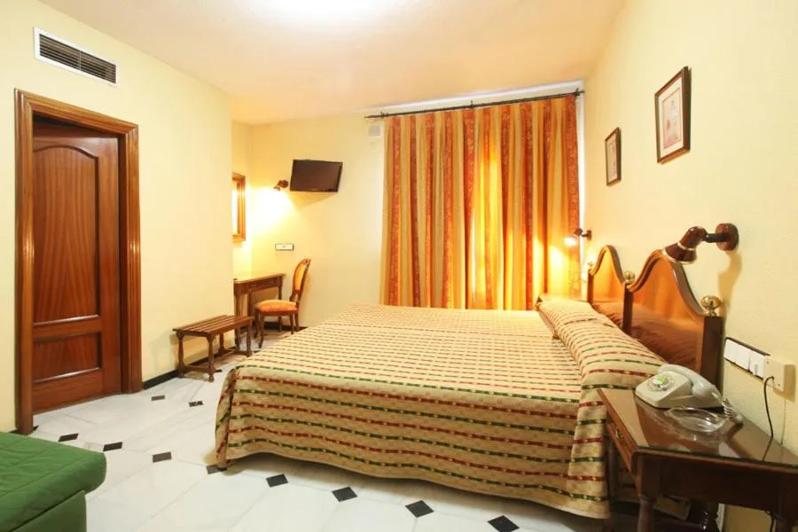 Photo of the whole room, Bed in El Cisne