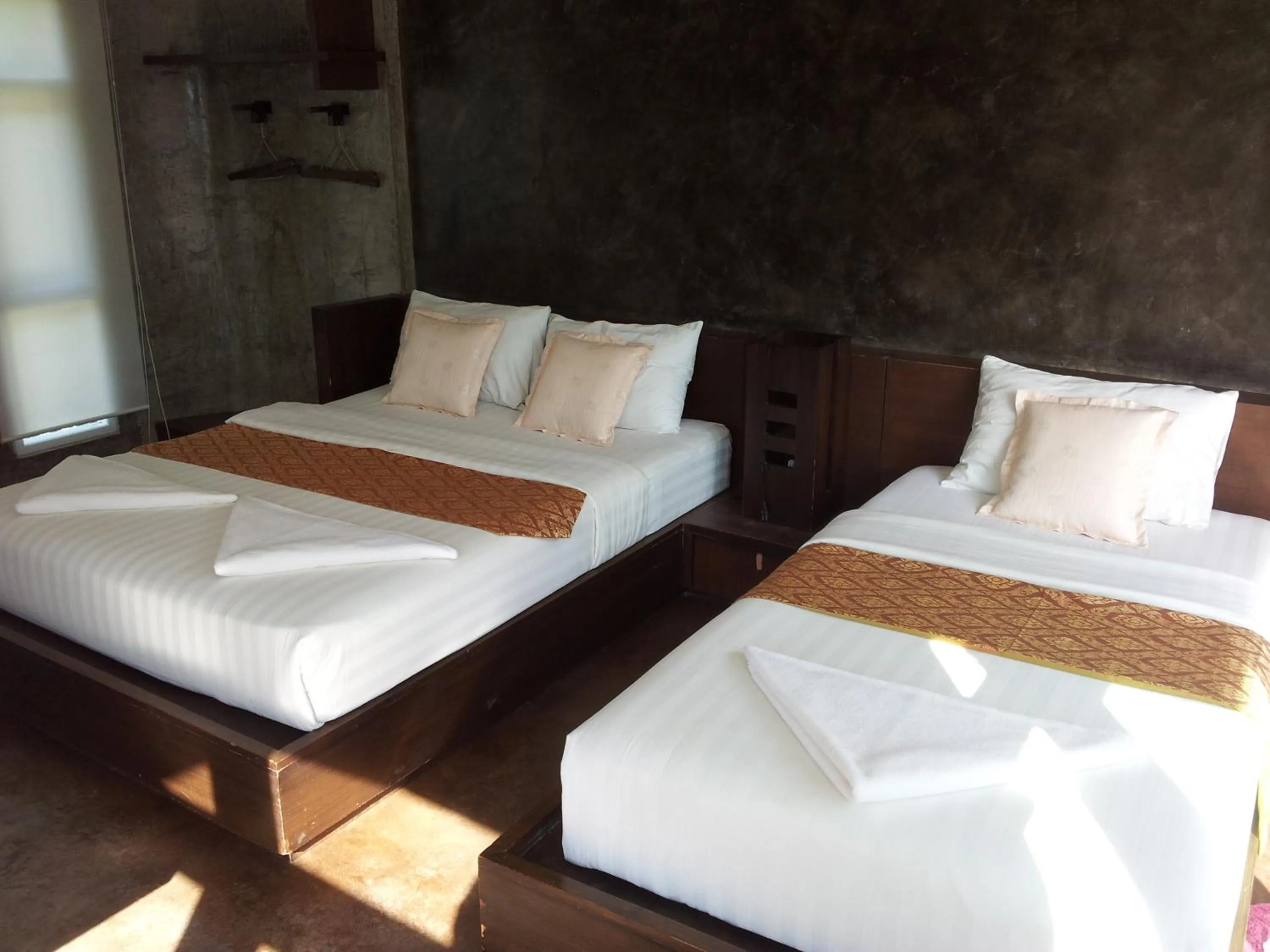 Bed in Silver Sands Resort - Koh Tao