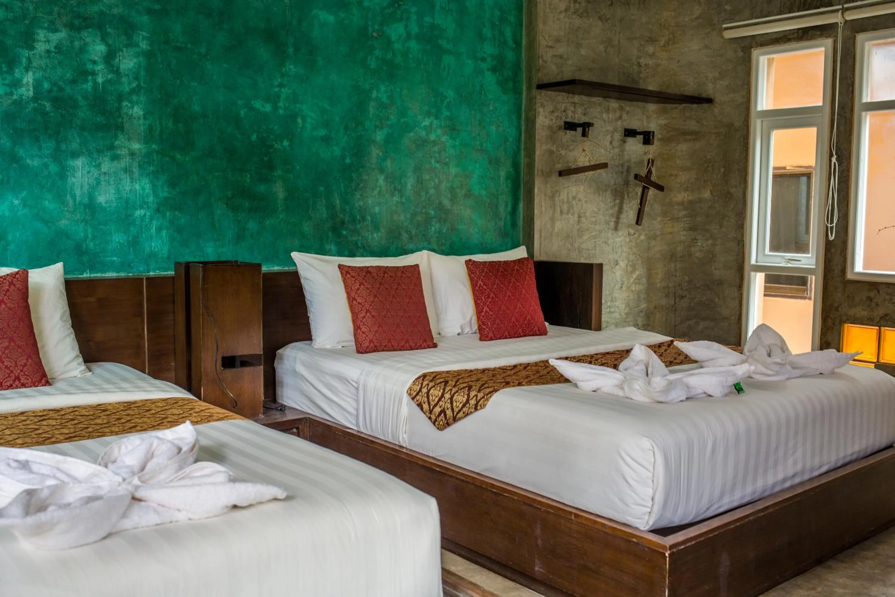 Bed in Silver Sands Resort - Koh Tao