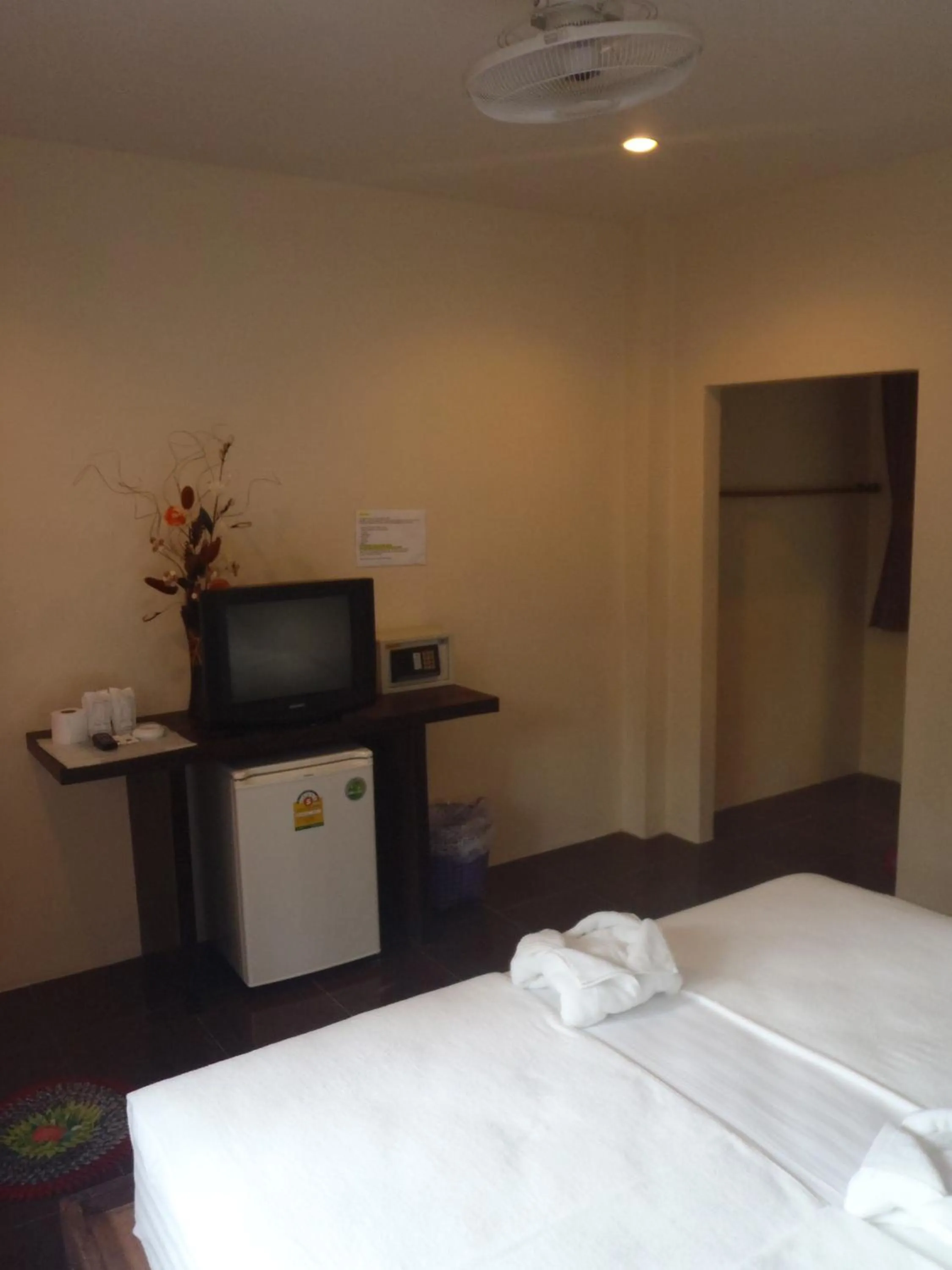 TV and multimedia, Bed in Silver Sands Resort - Koh Tao