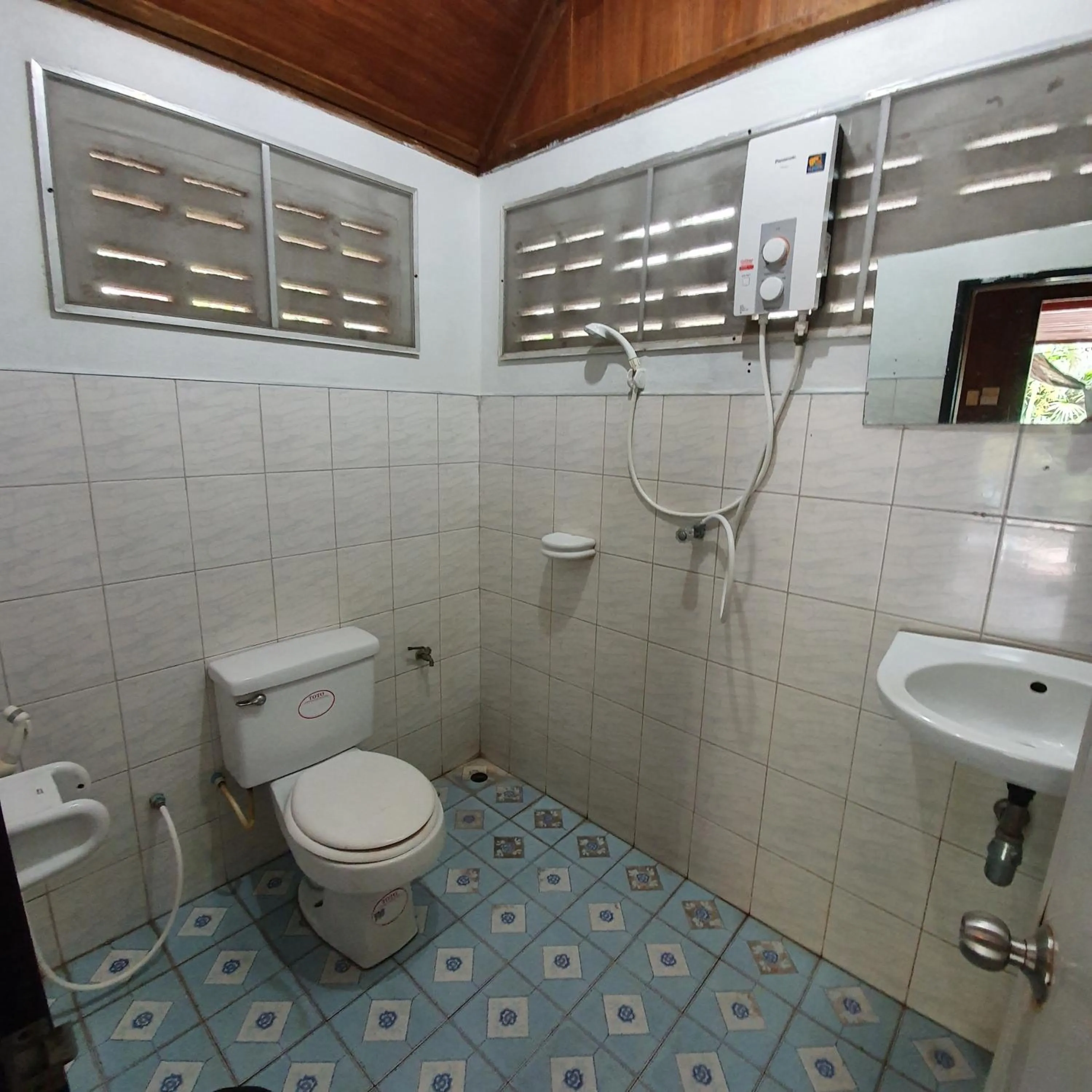 Bathroom in Silver Sands Resort - Koh Tao