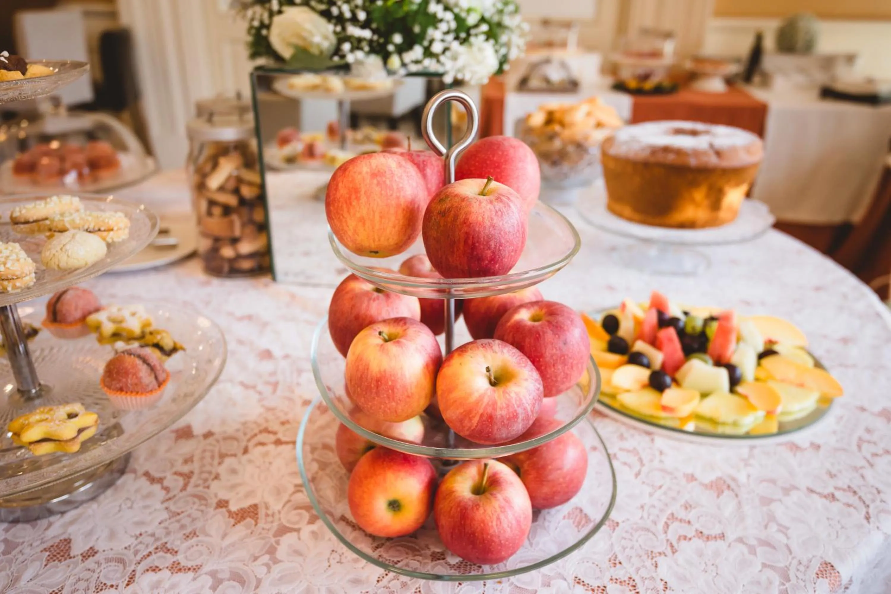 Food and drinks in Hotel Villa Ida