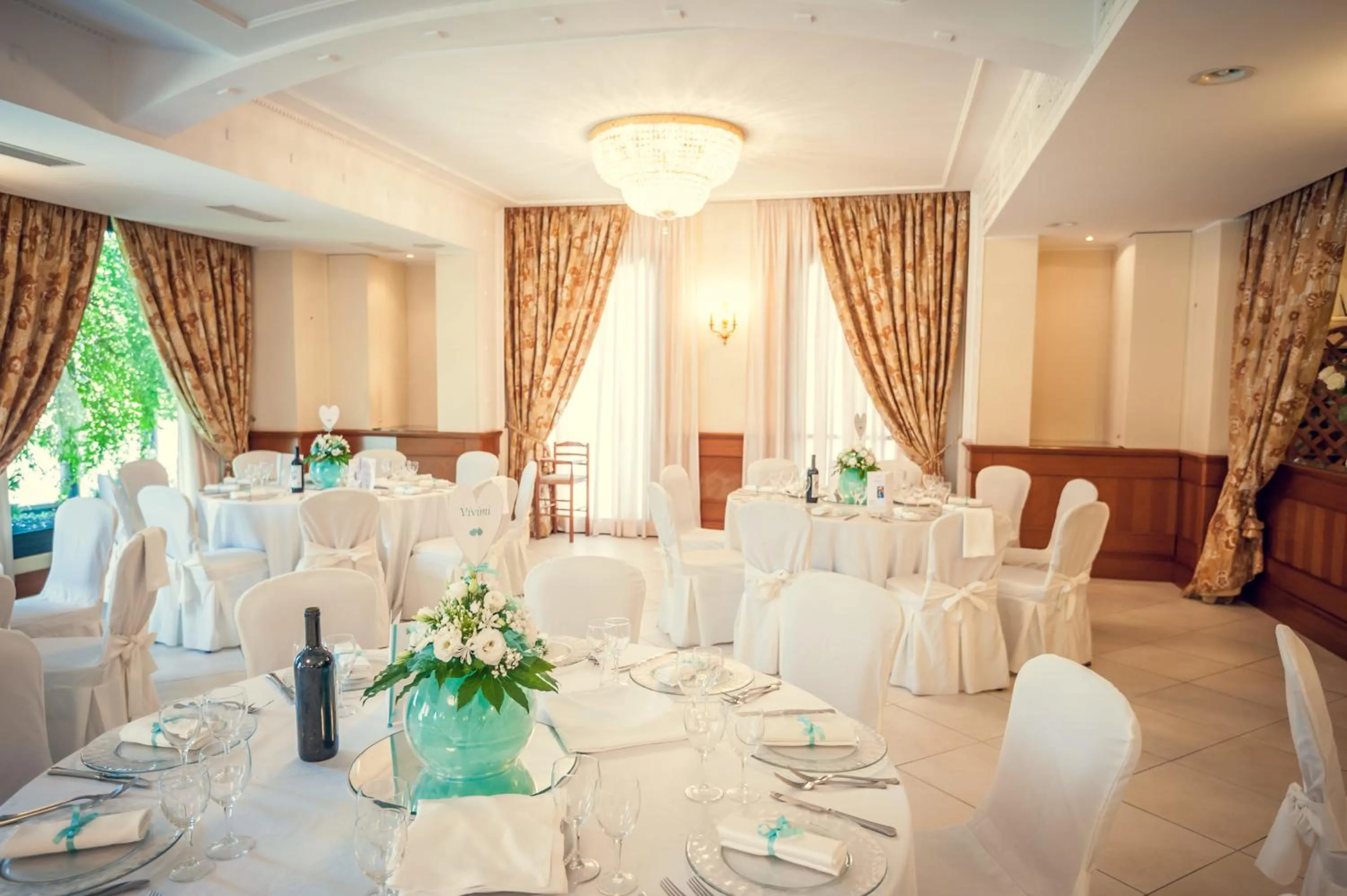 Restaurant/places to eat in Hotel Villa Ida