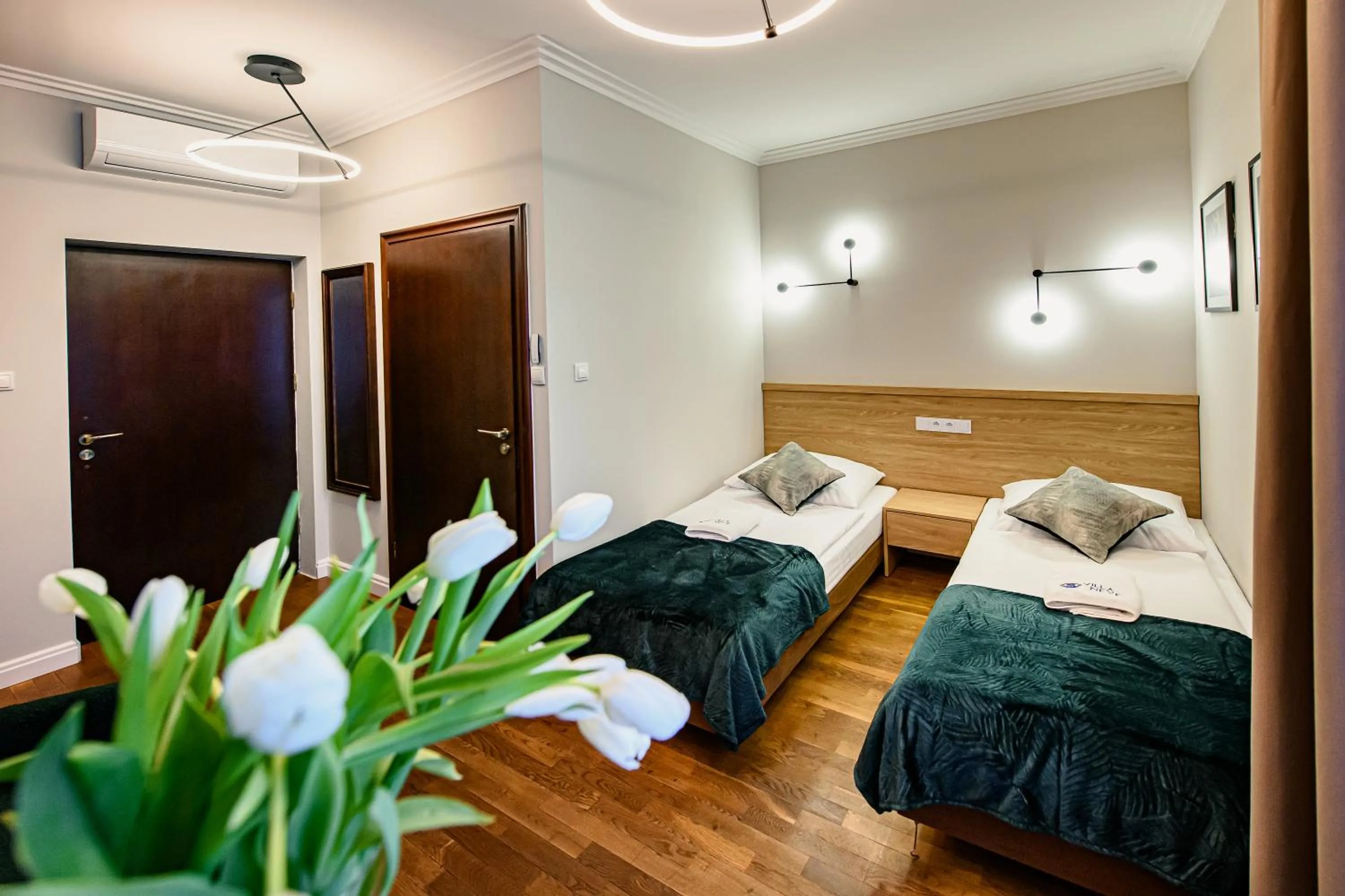 Photo of the whole room, Bed in Villa Neve