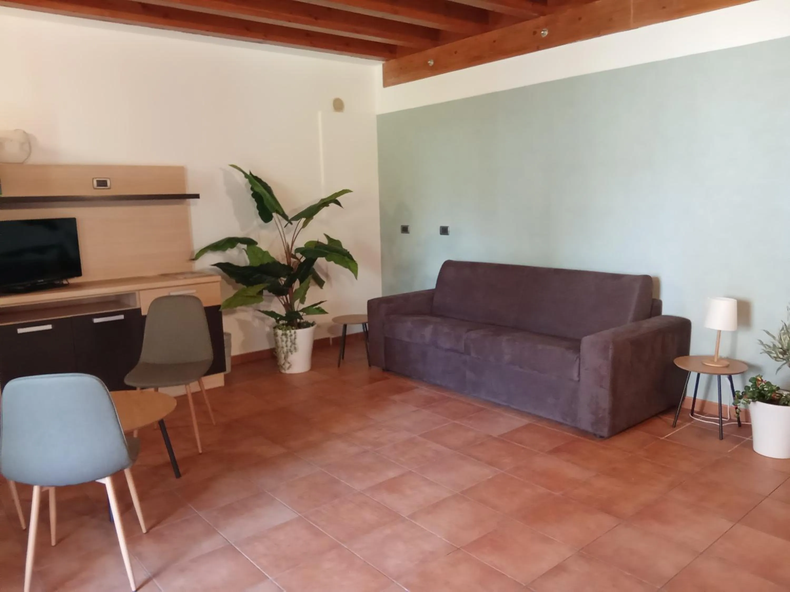 TV and multimedia in Kairos Garda Hotel