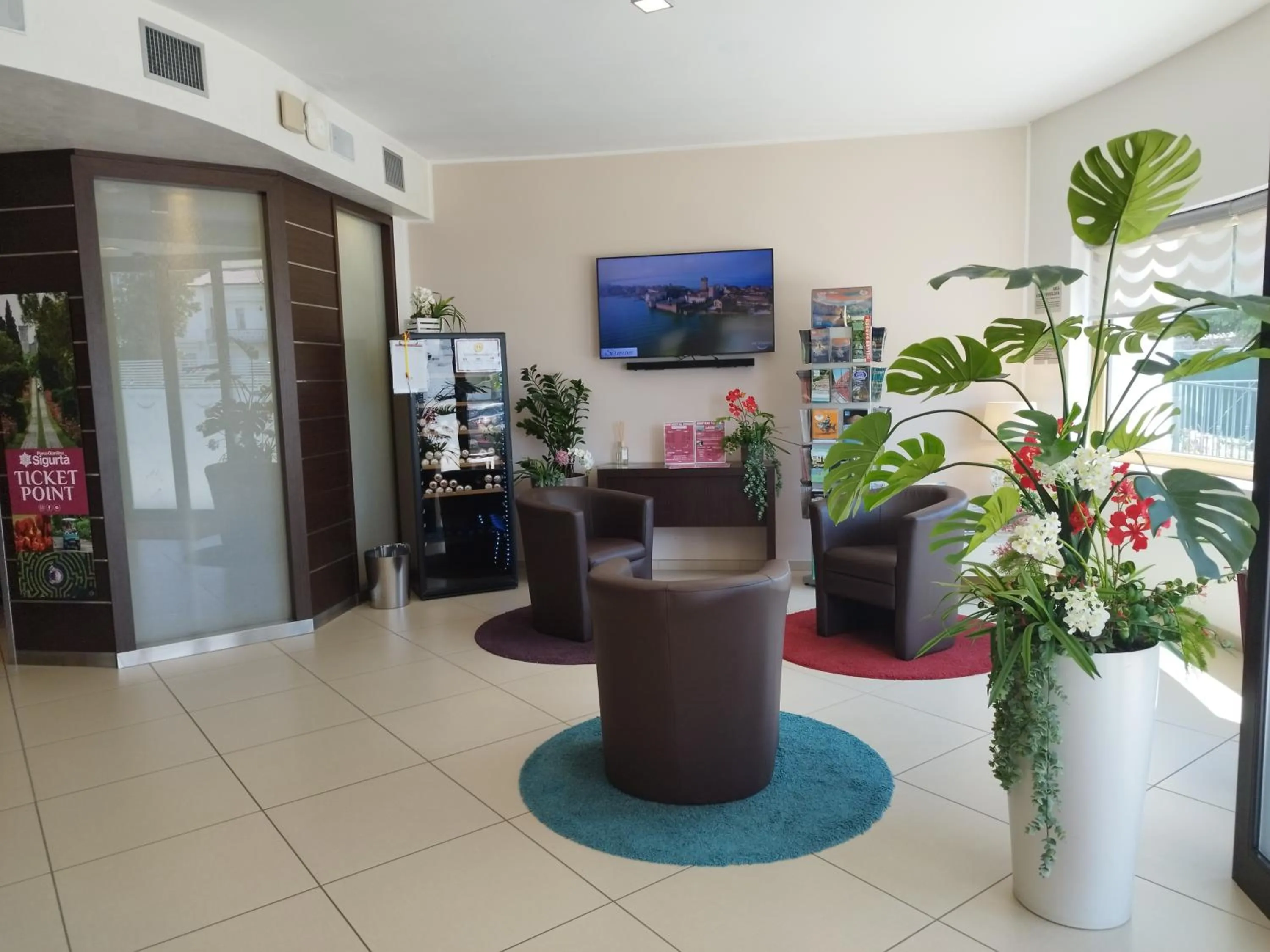 Lobby or reception in Kairos Garda Hotel