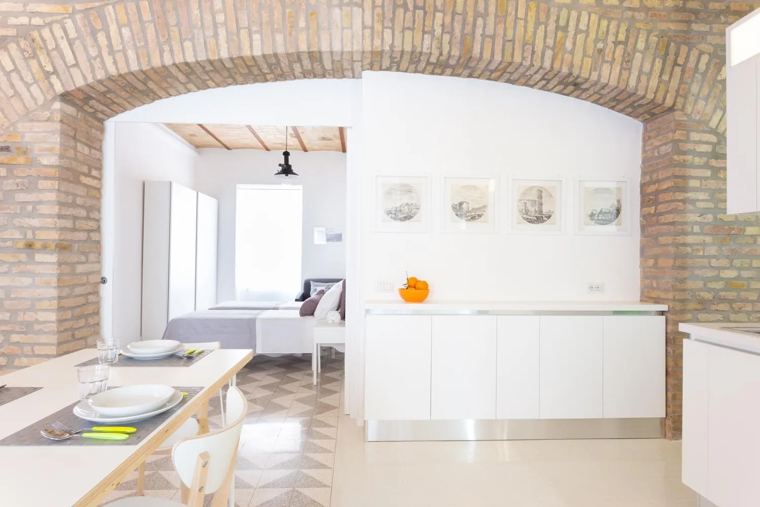 Lilli Vatican White Domus