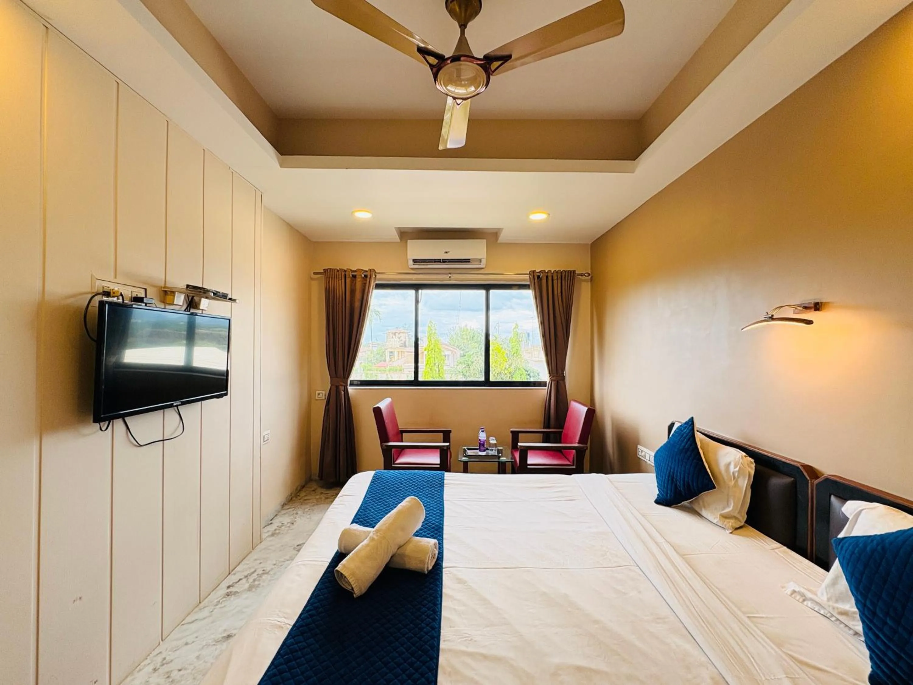 Bed in Sunrise Hill Resort