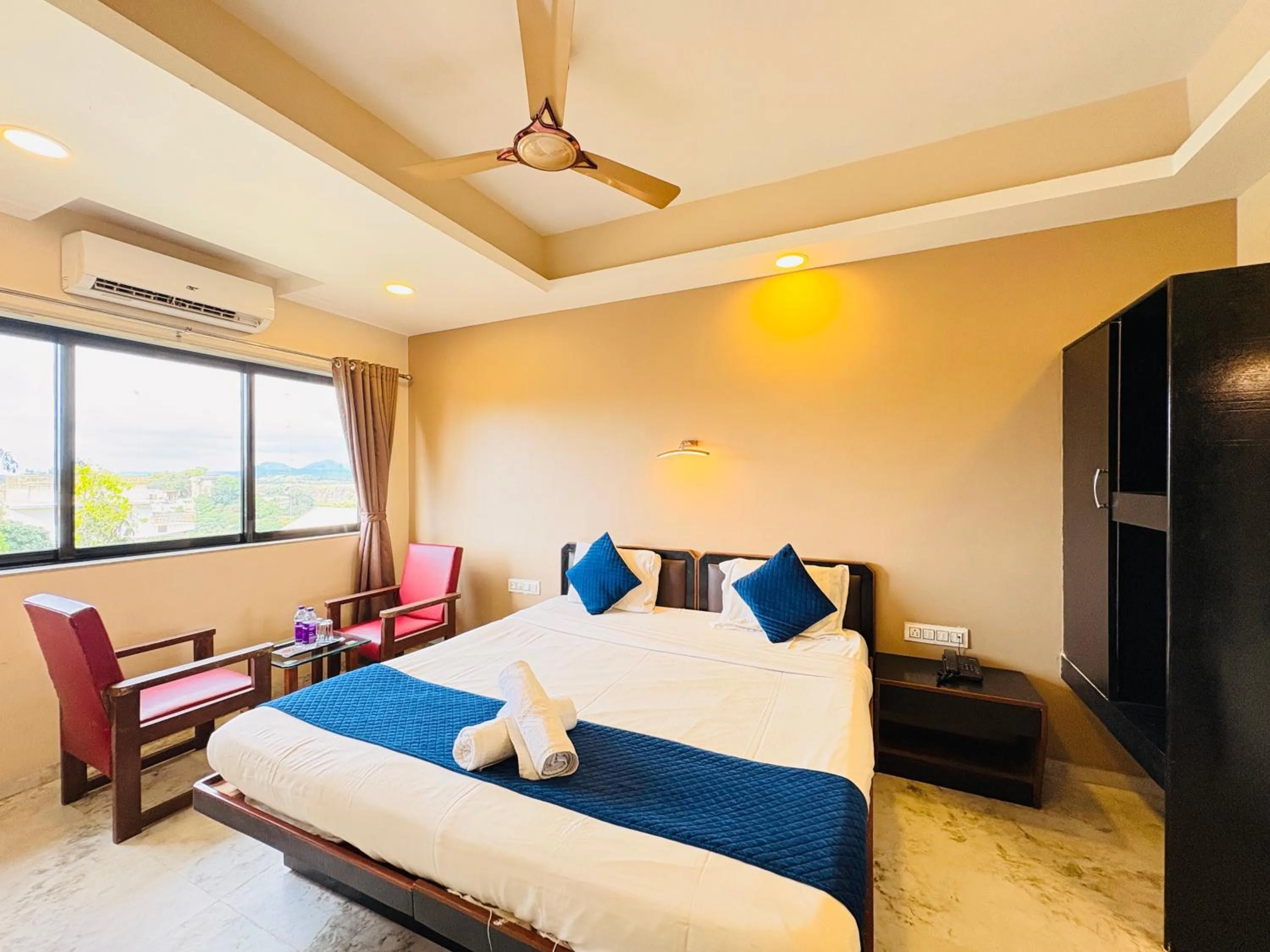 Bed in Sunrise Hill Resort