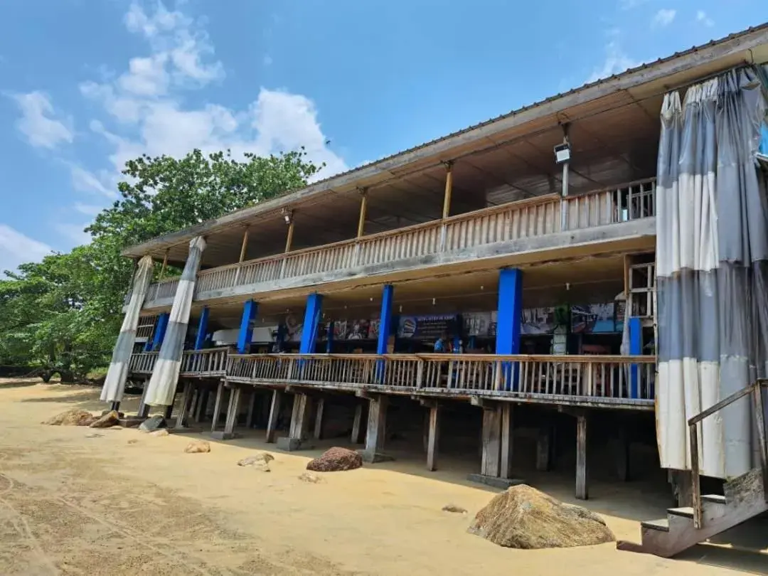 Family Suite with Balcony in Les Gites de Kribi Family Suite with Balcony in Les Gites de Kribi