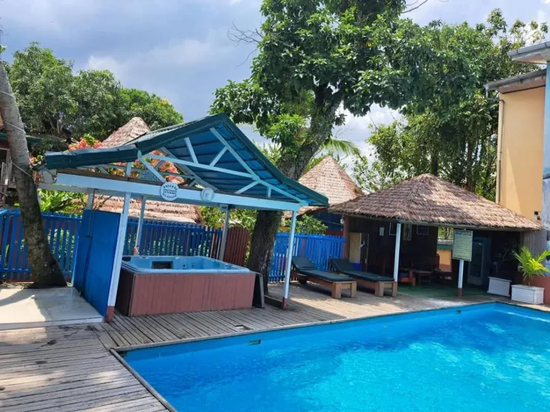 Three-Bedroom Premium Apartment in Les Gites de Kribi Three-Bedroom Premium Apartment in Les Gites de Kribi