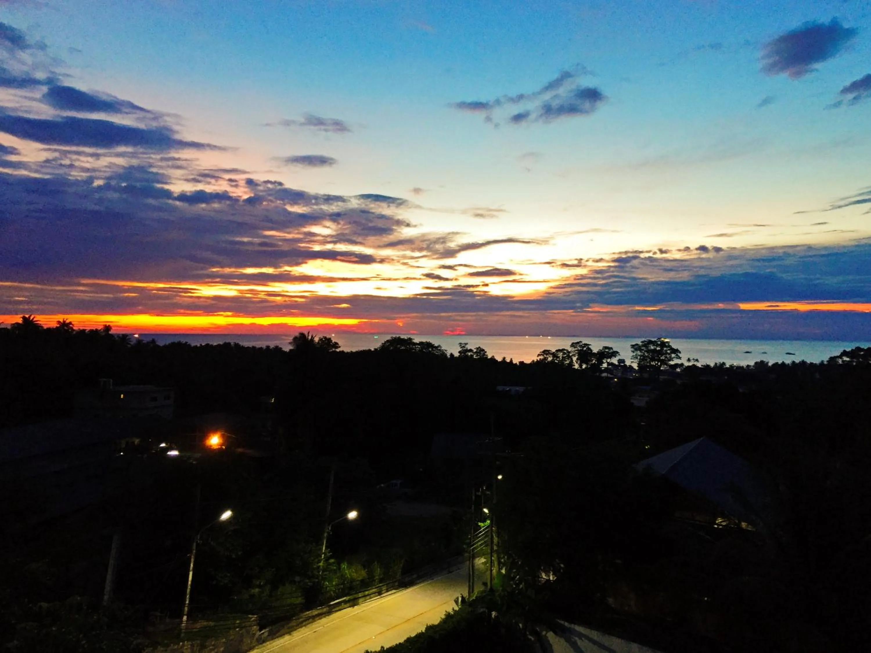 Sunset in Life koh tao resort