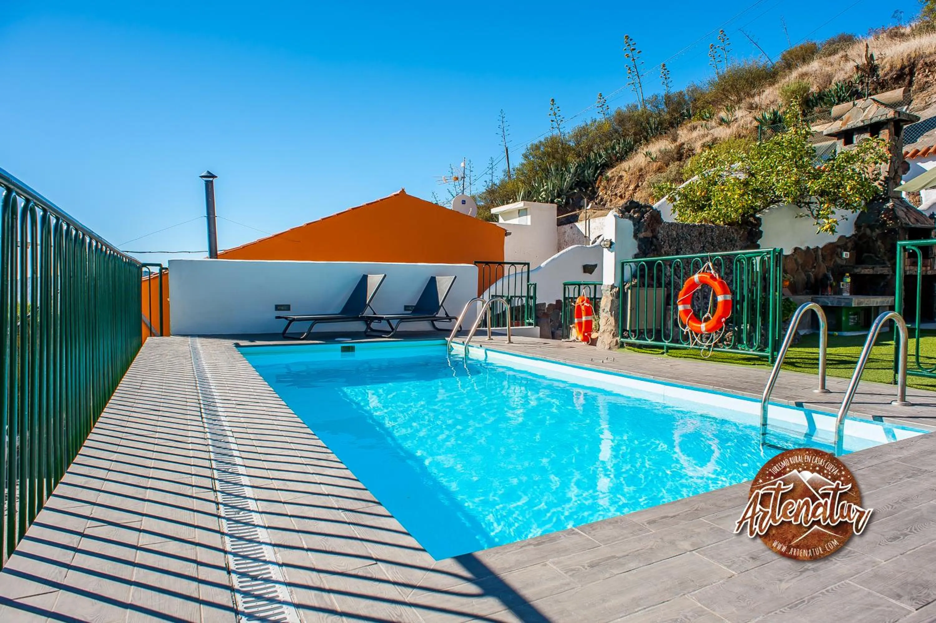 Mountain view in Casa Cueva El Mimo By Artenatur