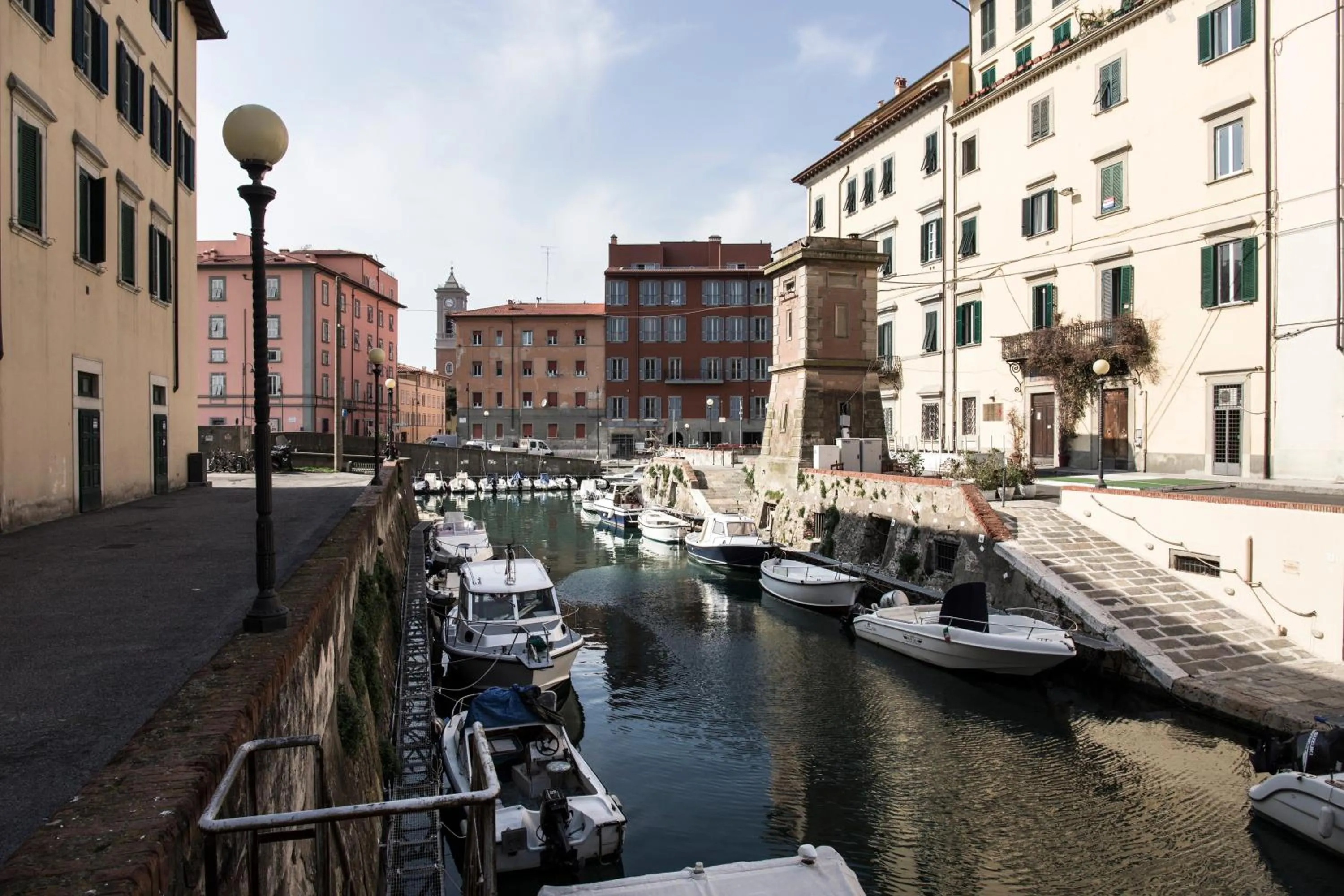 Property building in Agave in Città