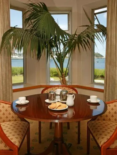 Restaurant/places to eat in Livermead Cliff Hotel