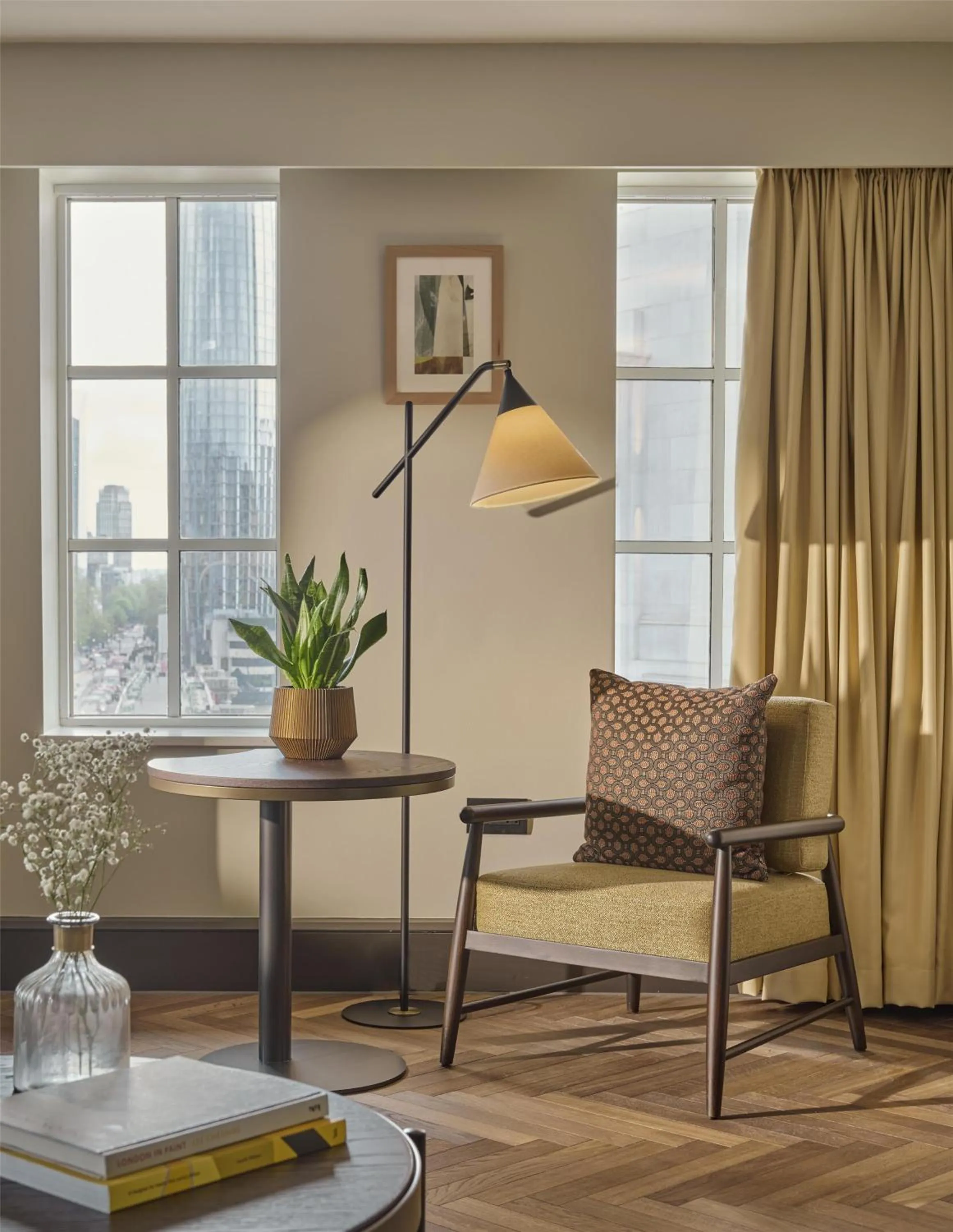 Photo of the whole room in Hyatt Regency London Blackfriars