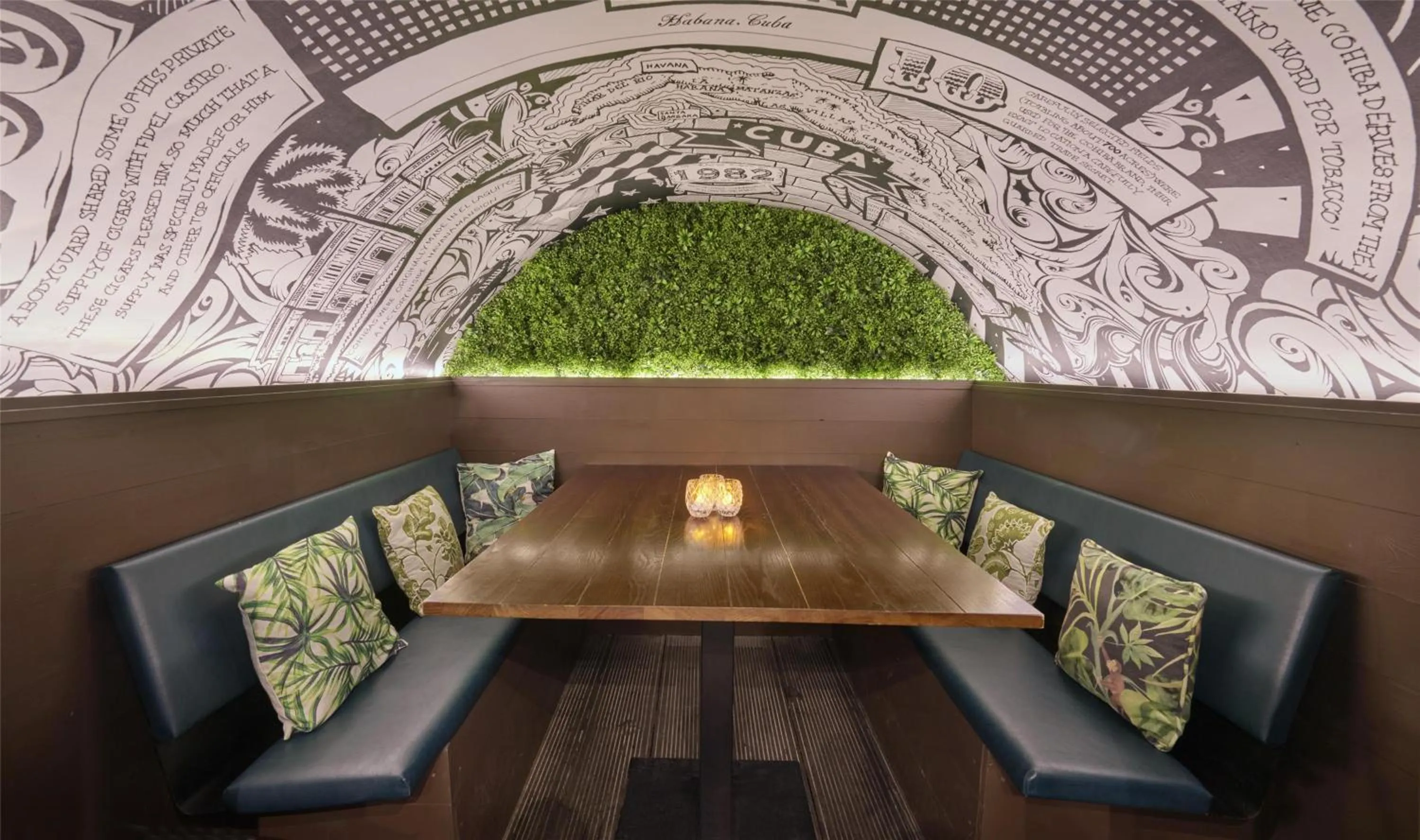 Lounge or bar in Hyatt Regency London Blackfriars