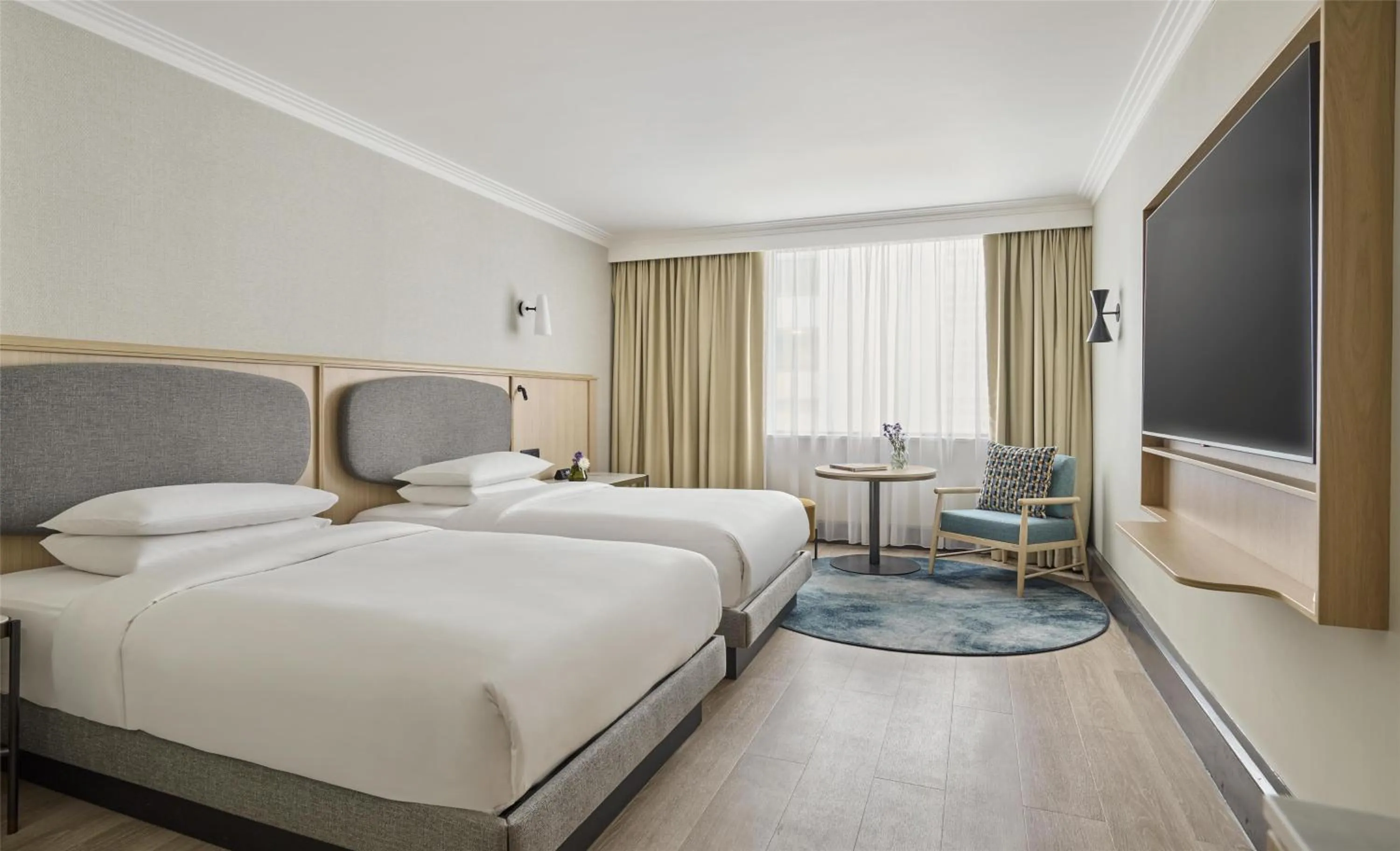 Bed in Hyatt Regency London Blackfriars