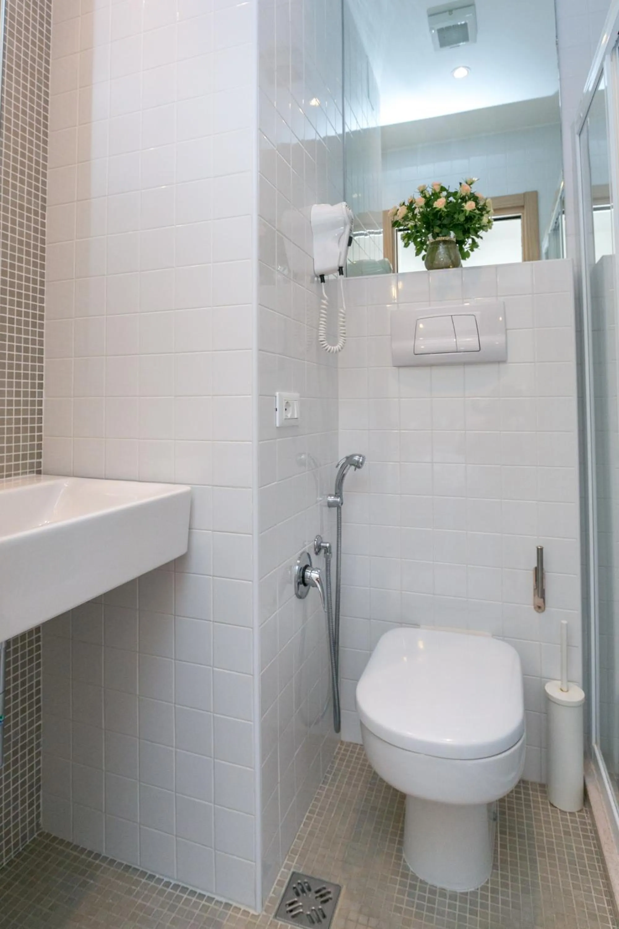 Toilet in Hotel Colonna