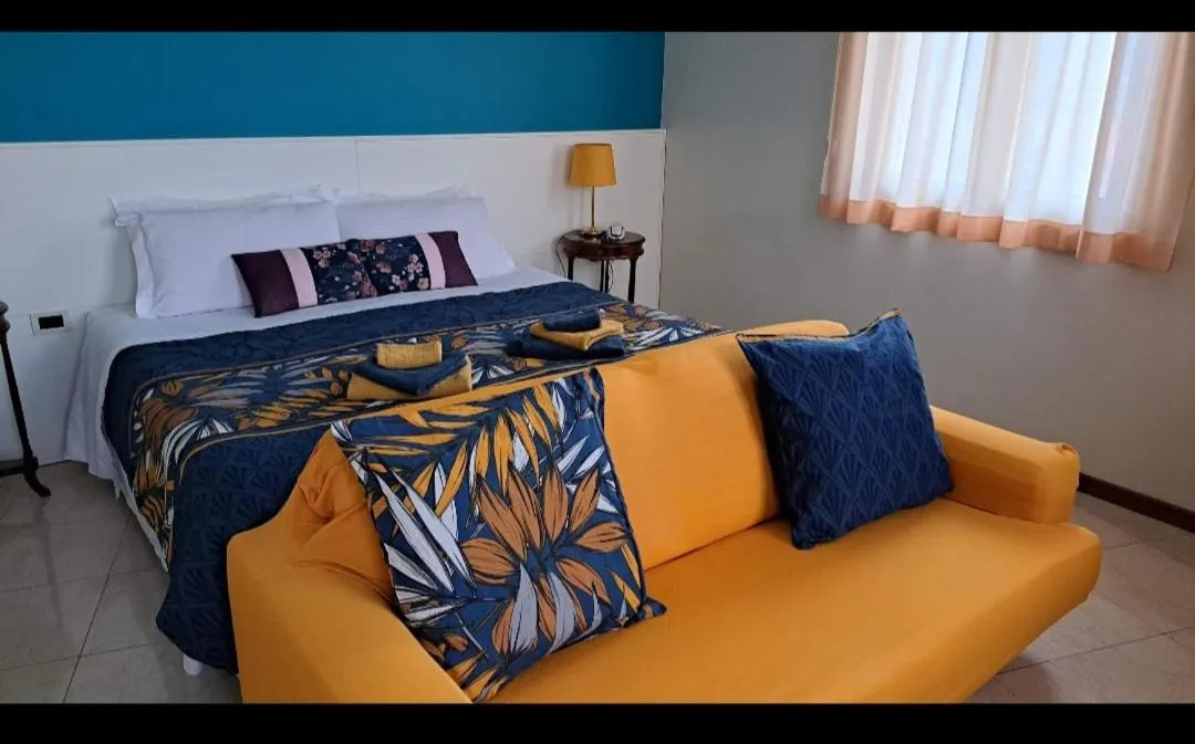 Bedroom, Bed in Hotel Elefante