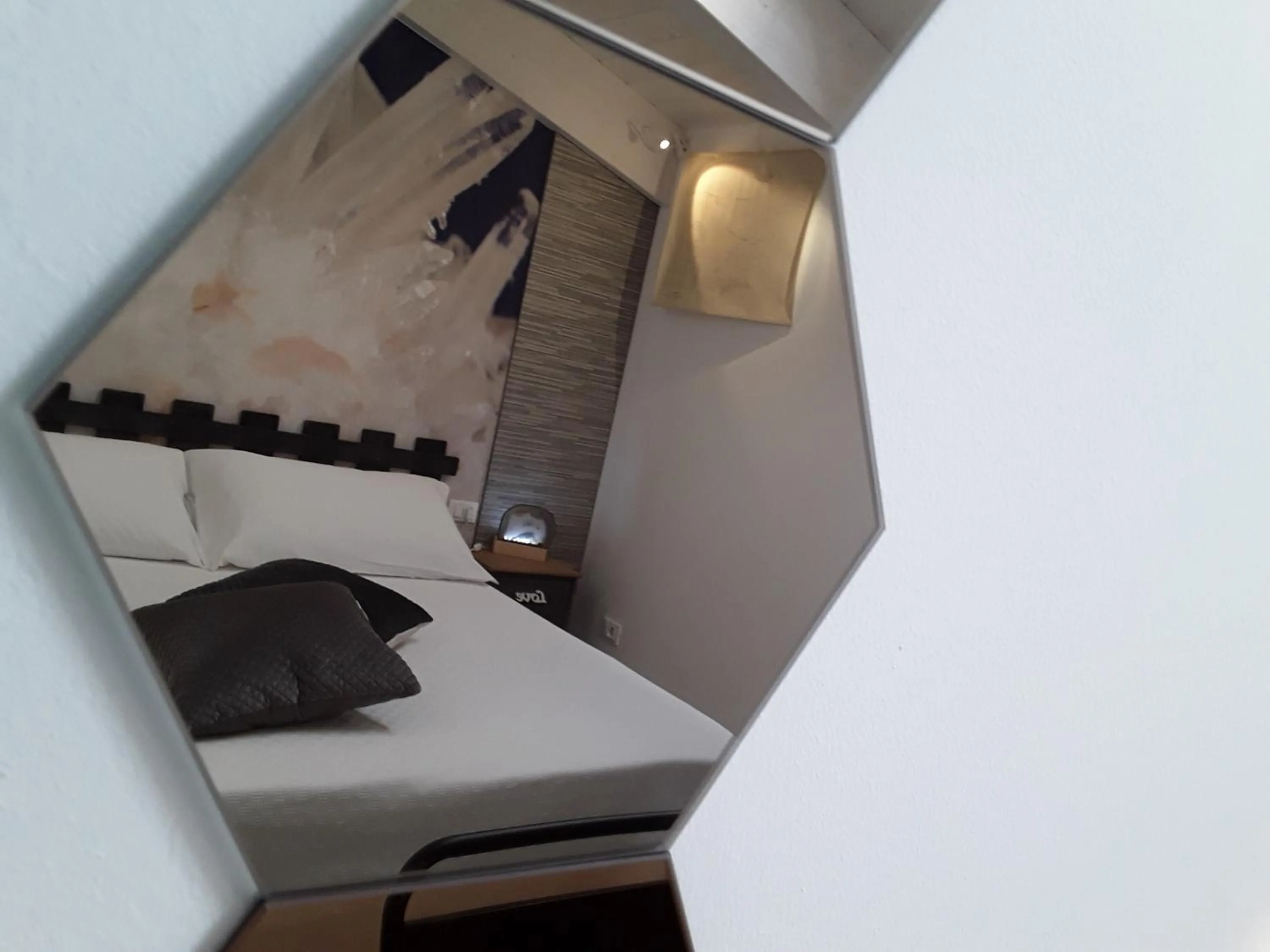 Bedroom in Acquamarina b&b