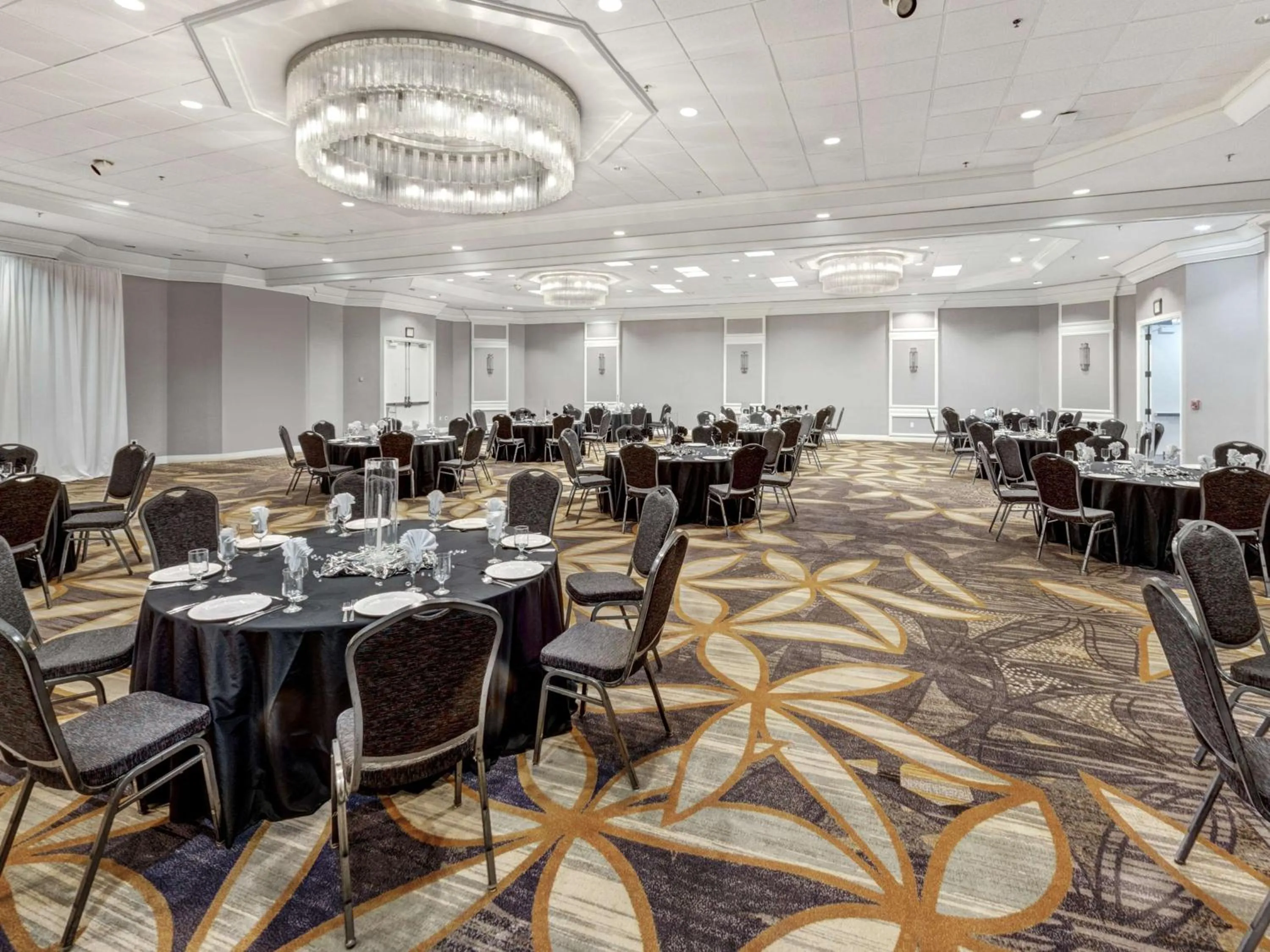 Meeting/conference room in DoubleTree by Hilton Wichita Airport