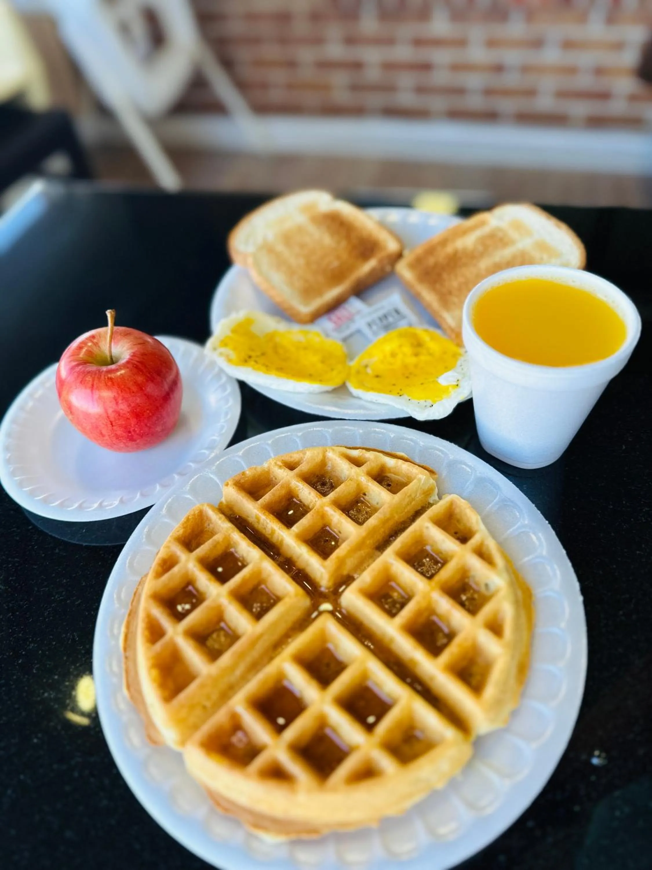 Food and drinks in Super 8 by Wyndham Hillsville